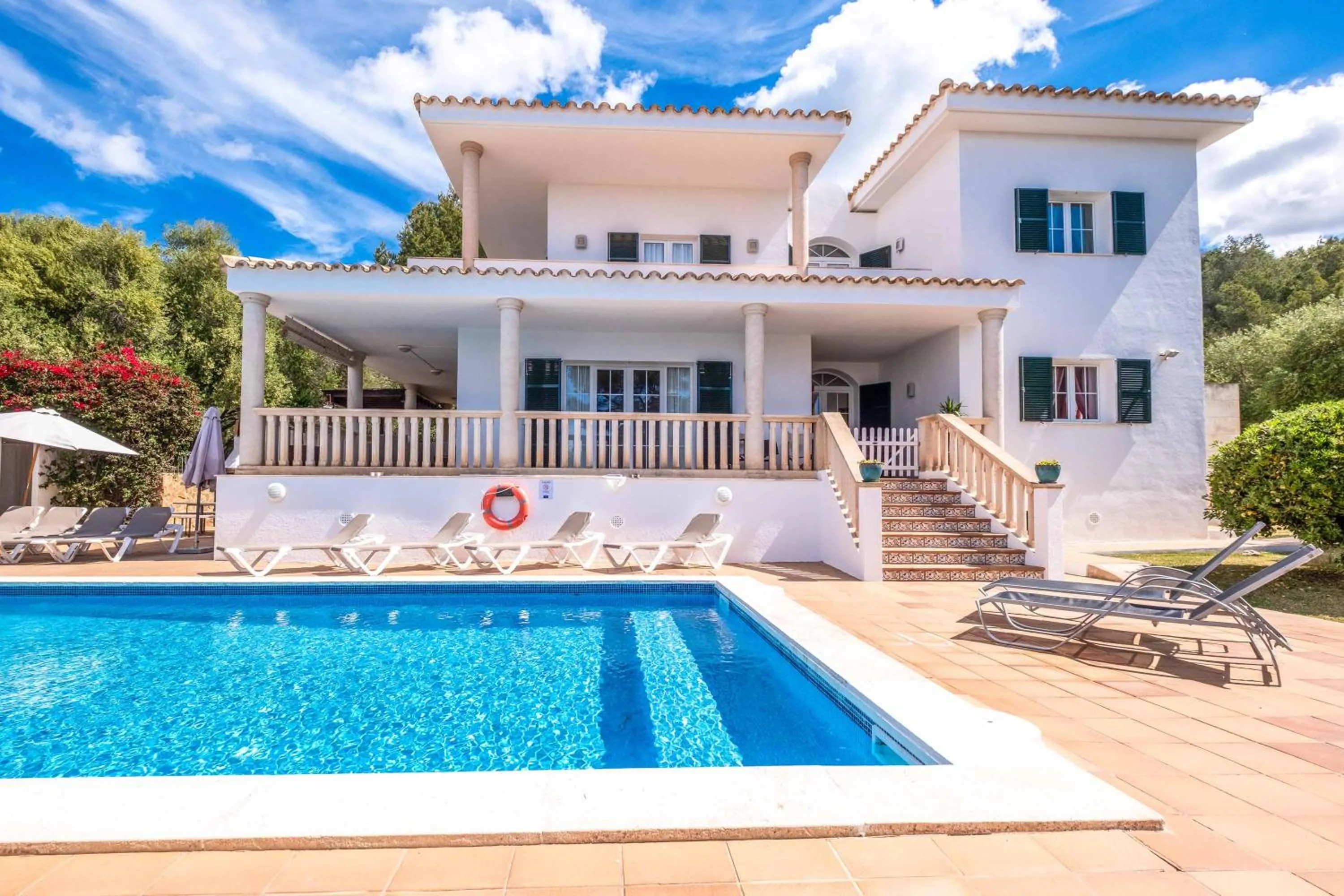 Property building in Villa Alaris