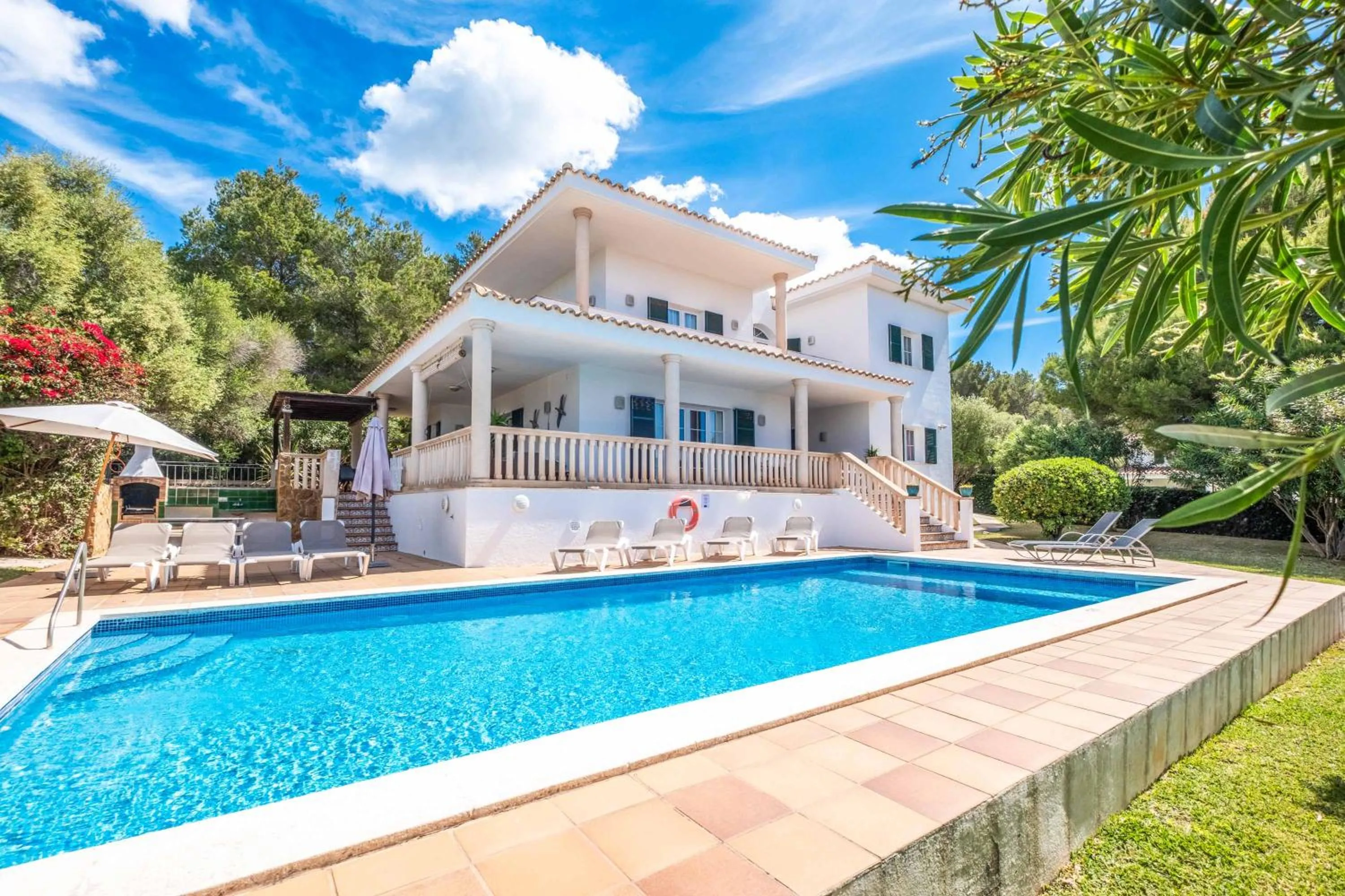 Property building in Villa Alaris