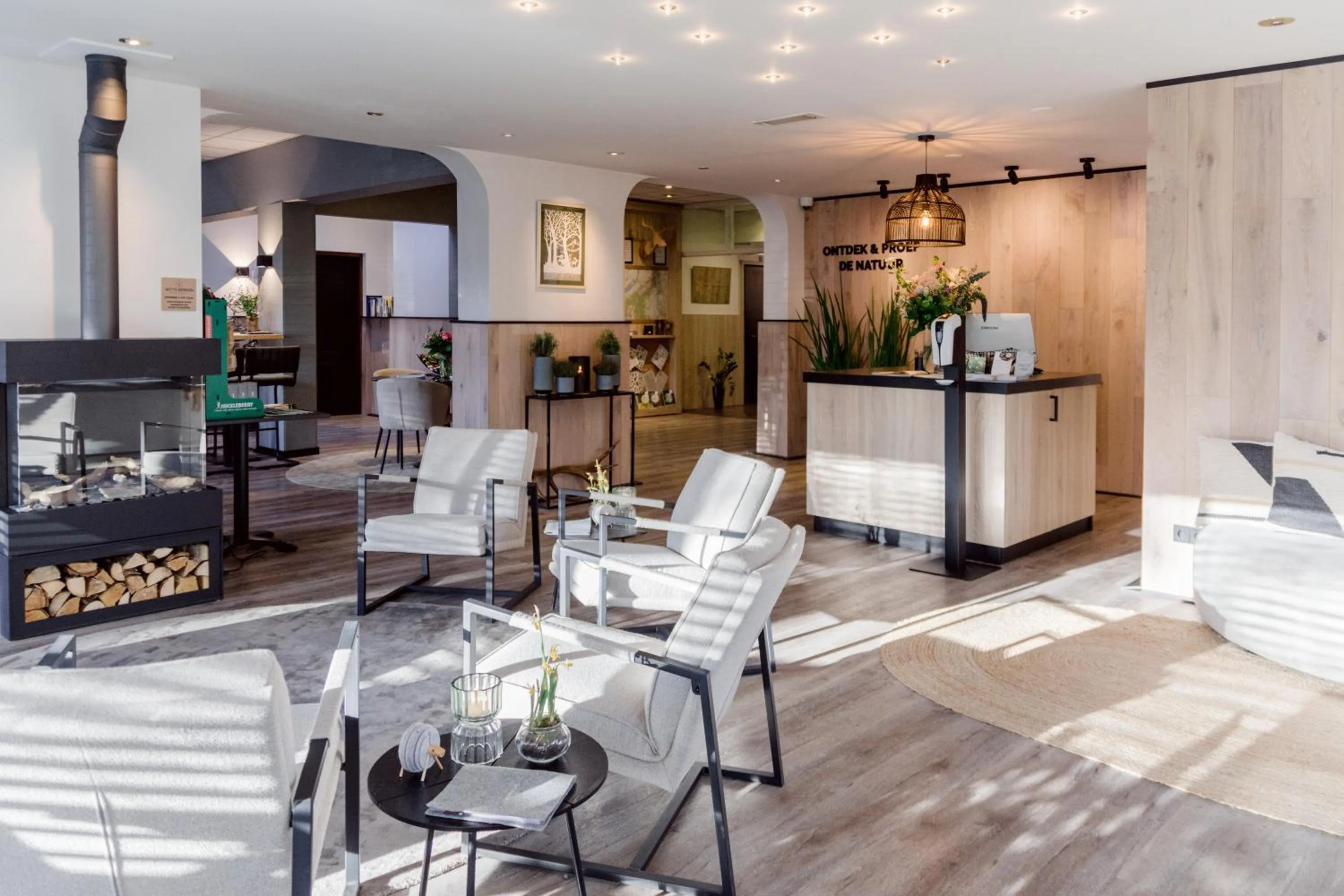 Lobby or reception in Witte Berken Natuurhotel