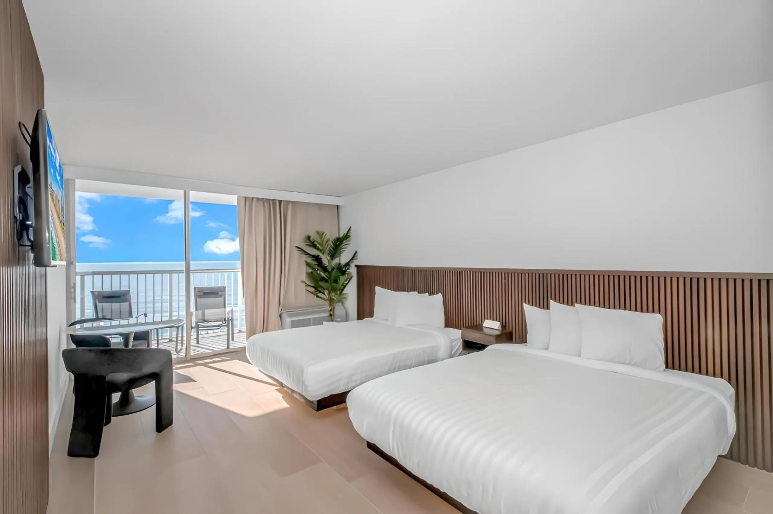 Photo of the whole room, Bed in Indigo