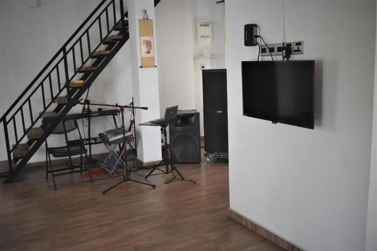 Communal lounge/ TV room in Rock View Home