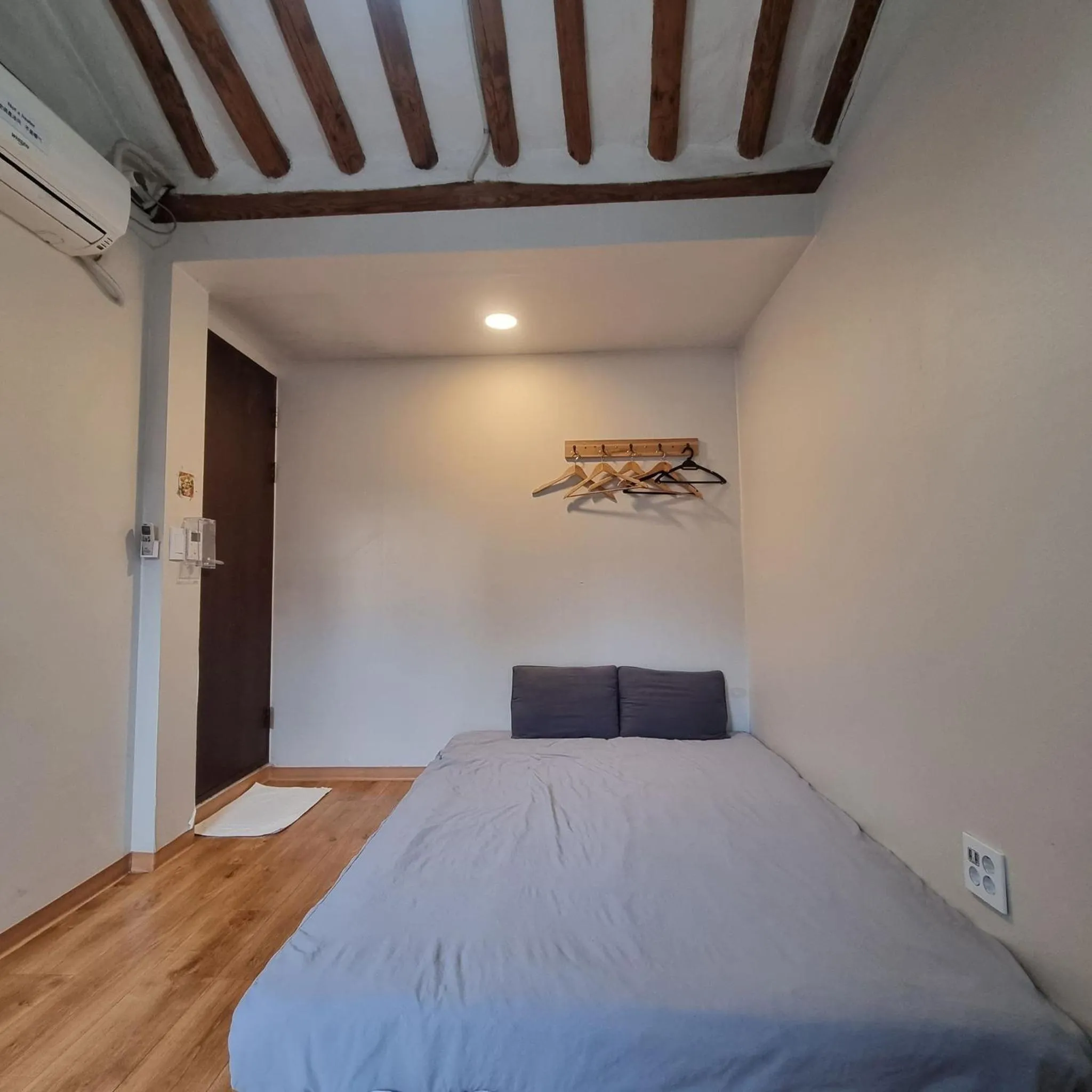 Bed in Bibimbap Hanok Guesthouse Gyeongbokgung