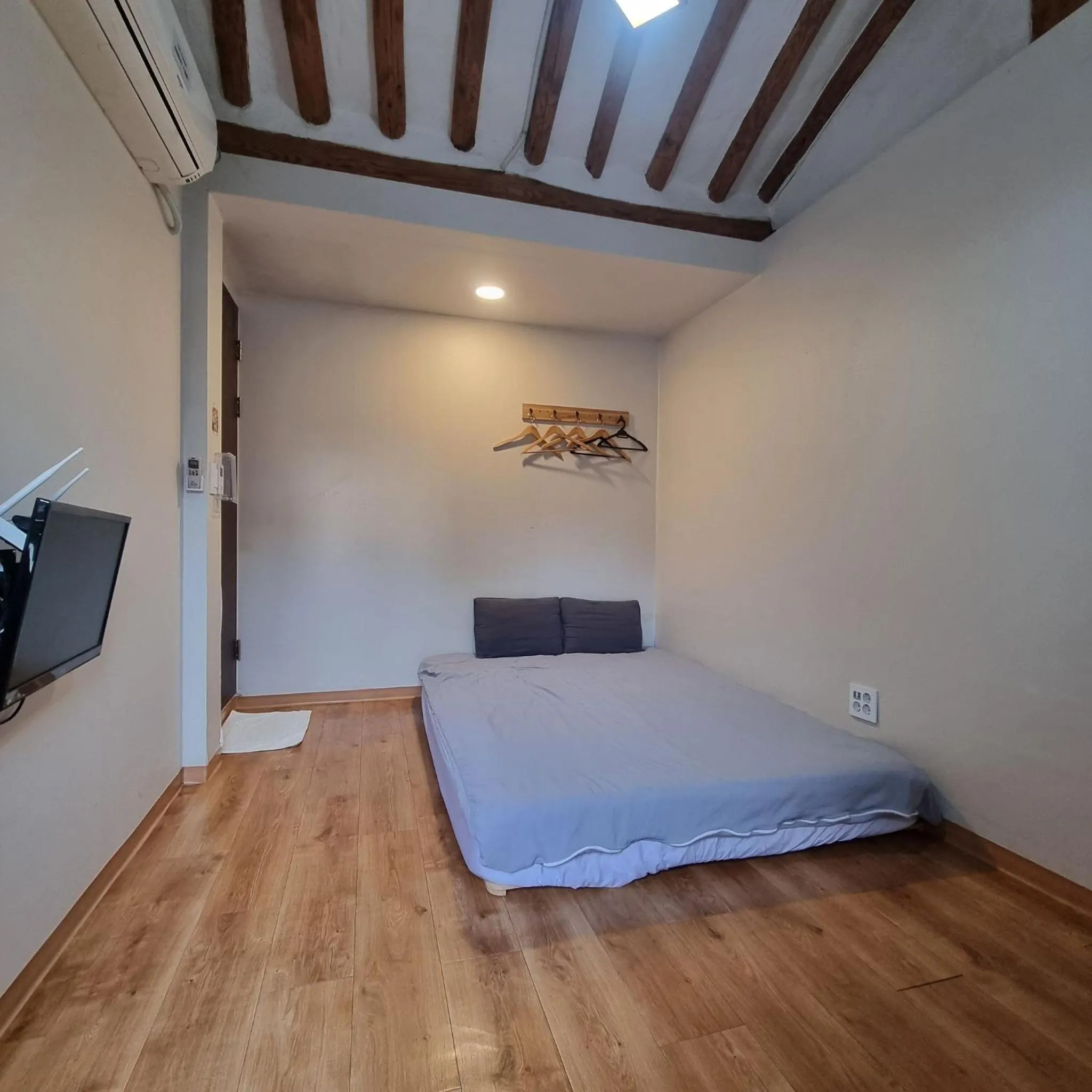 Bed in Bibimbap Hanok Guesthouse Gyeongbokgung