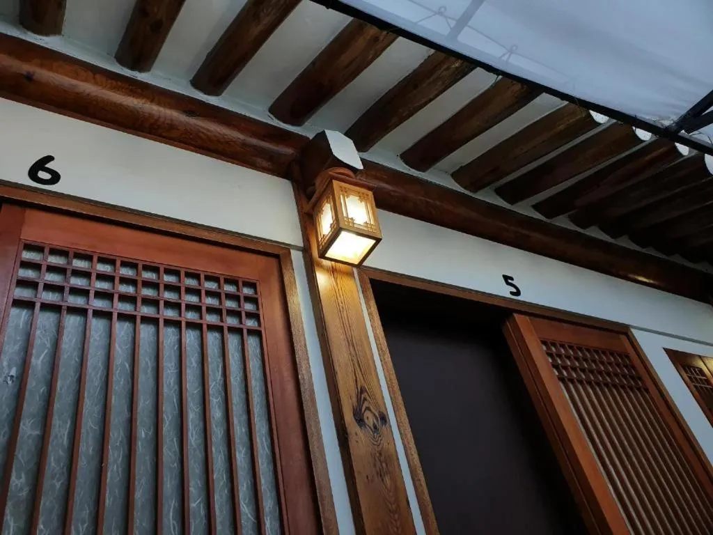 Bibimbap Hanok Guesthouse Gyeongbokgung