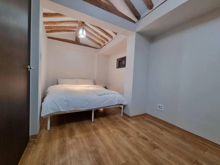 Bed in Bibimbap Hanok Guesthouse Gyeongbokgung