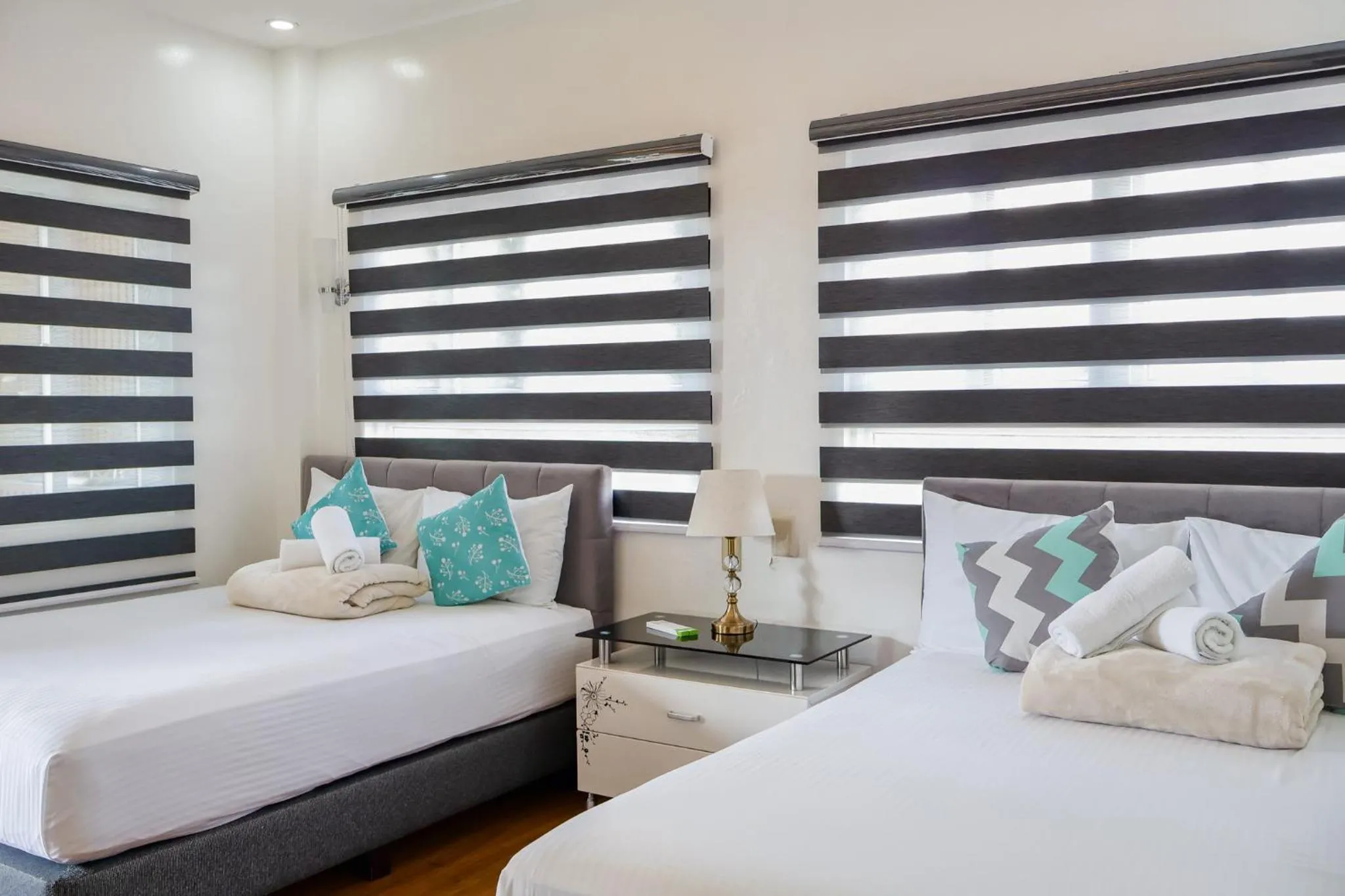 Bed in Teofely Gardens Resort near Tagaytay