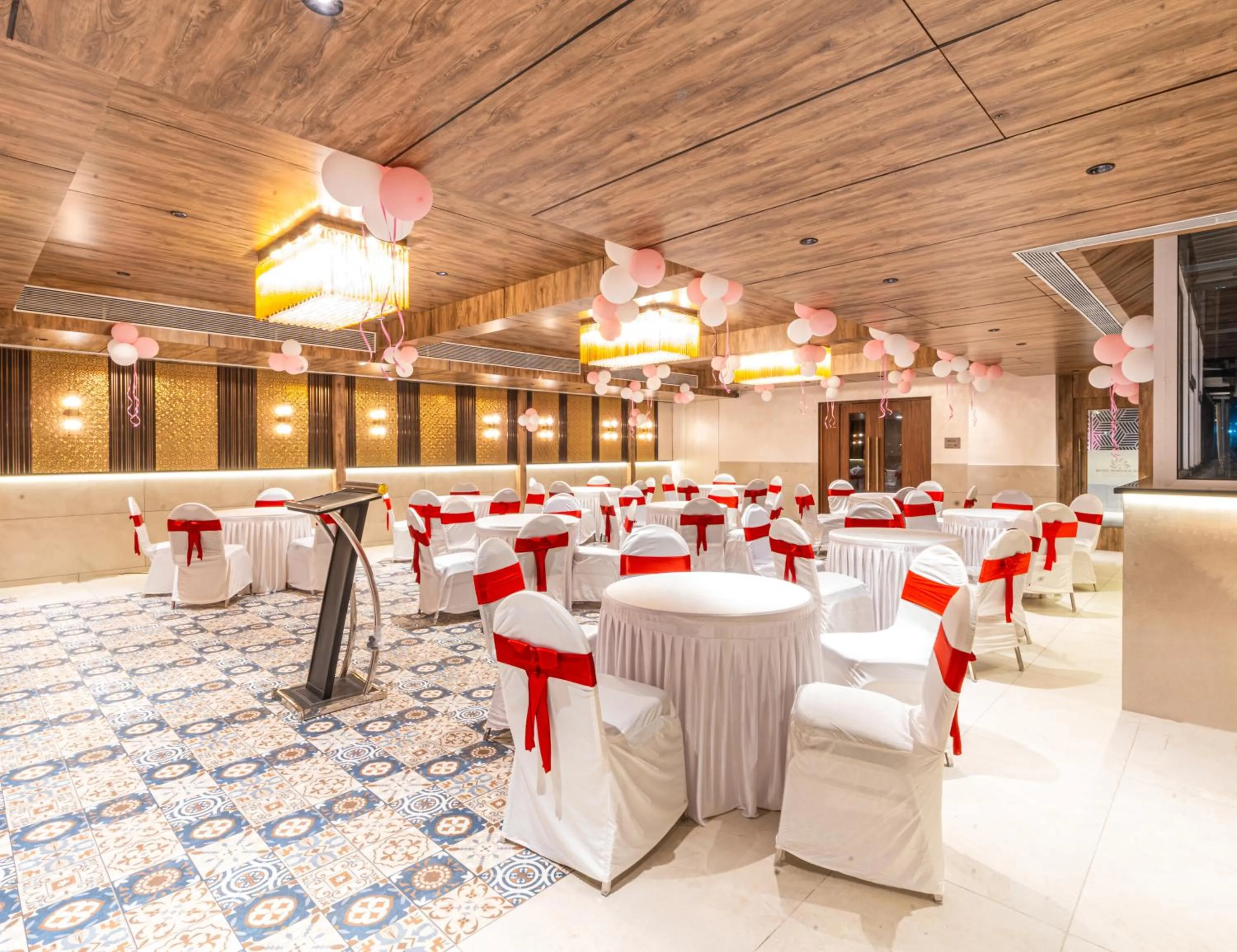 Banquet/Function facilities in Treebo Premium Heritage Grand -Majiwada Thane