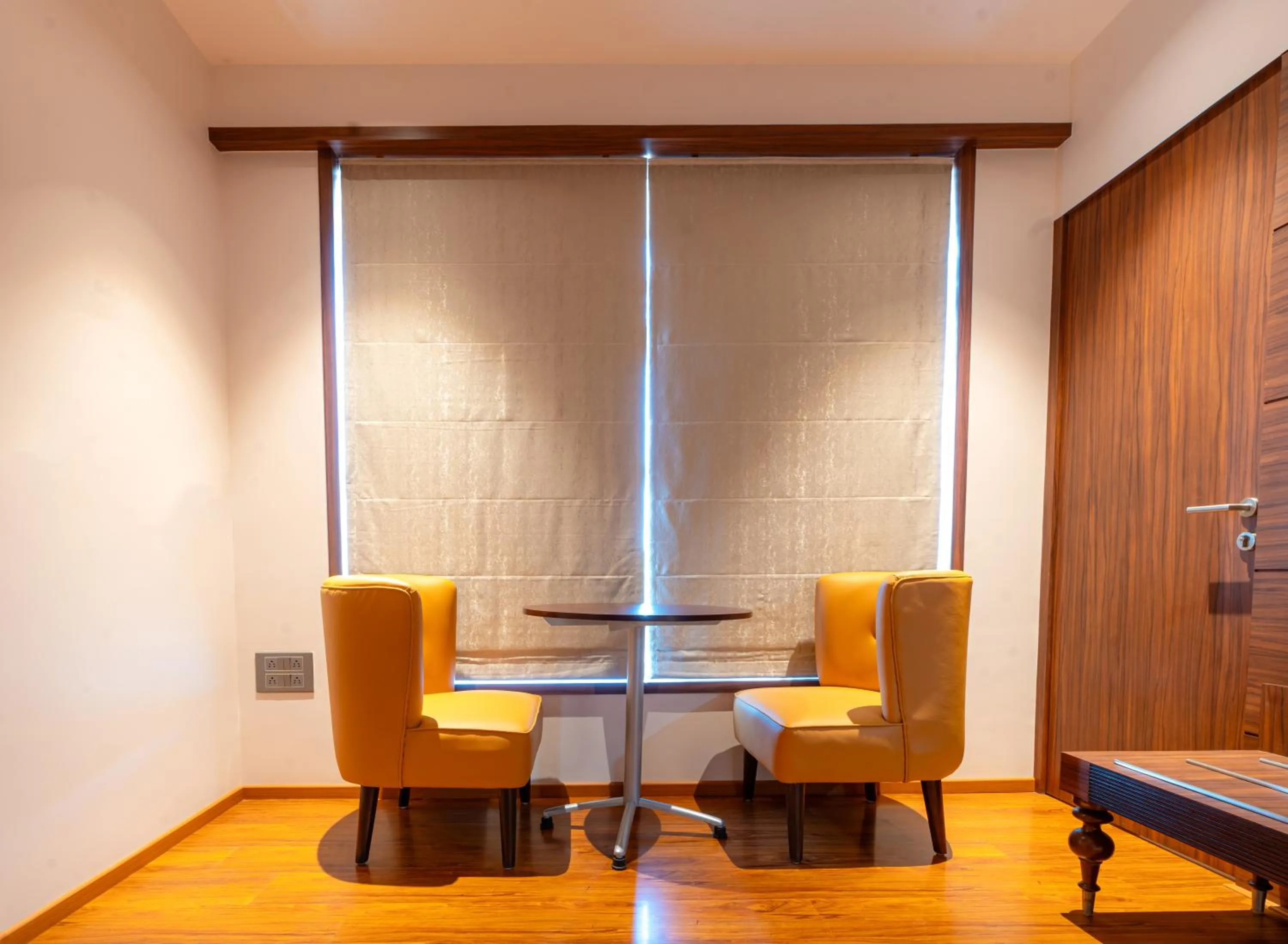 Seating area in Treebo Premium Heritage Grand -Majiwada Thane