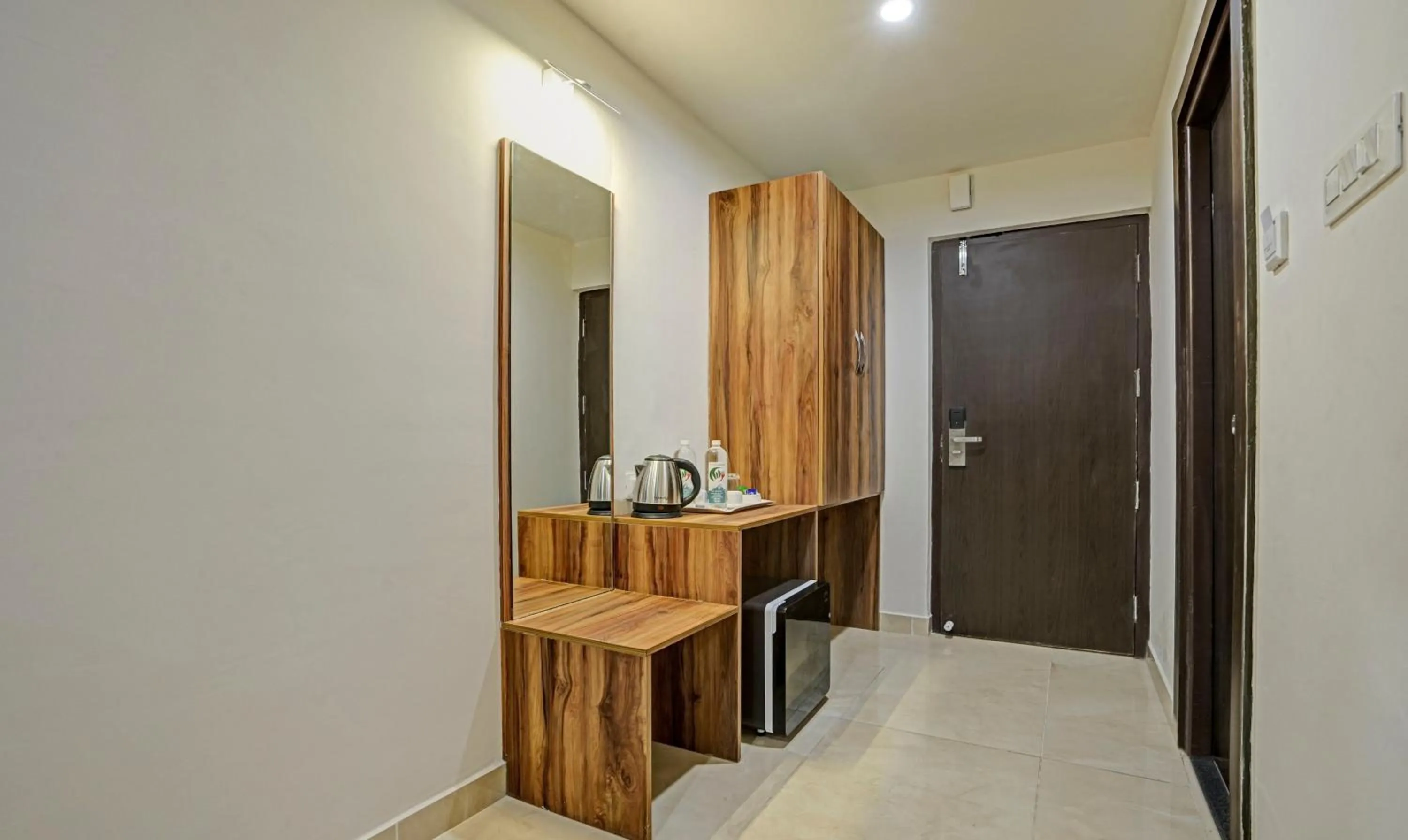 hair dresser in Happy Stays Whitefield