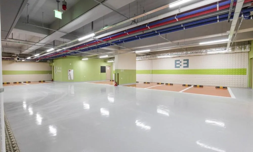 Parking in Uiwang Milos Hotel