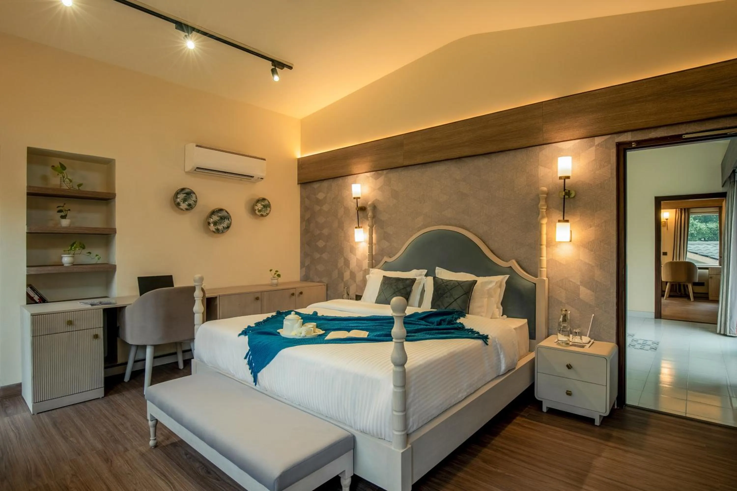 Bed in ELIVAAS 6 BHK Farmstay with Pvt Pool & Garden - Esh
