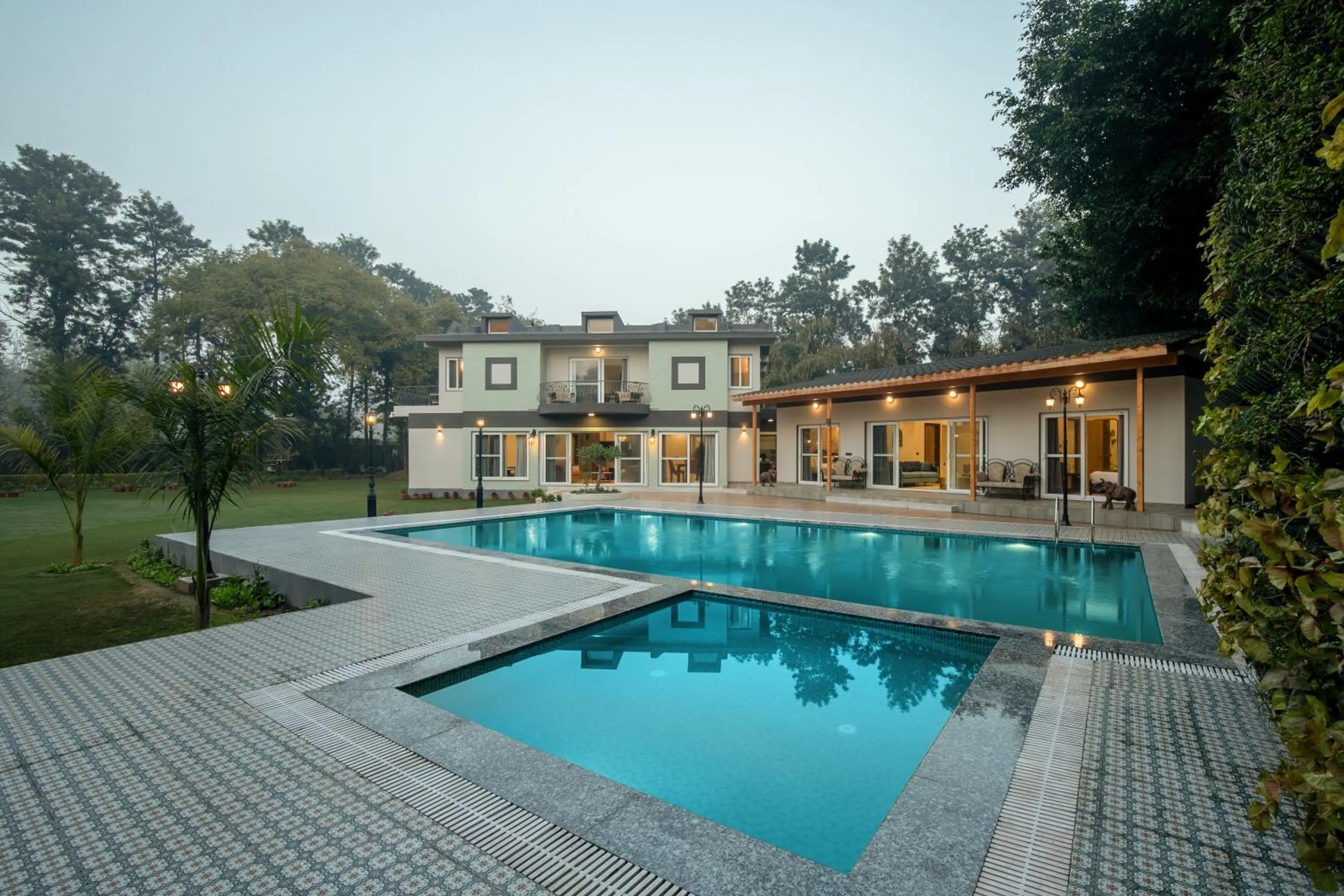 Property building in ELIVAAS 6 BHK Farmstay with Pvt Pool & Garden - Esh