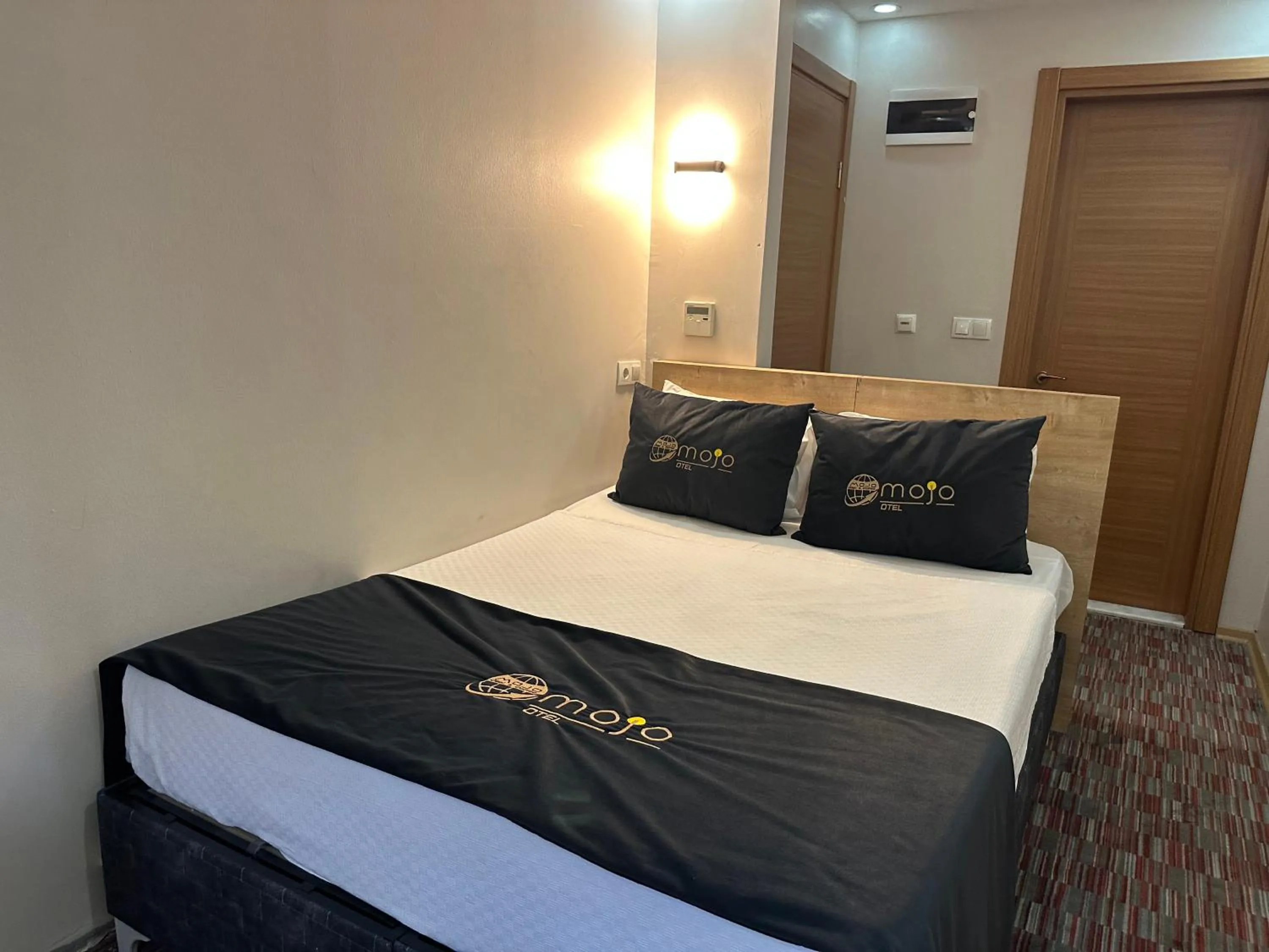 Bedroom in Mojo Otel İzmir