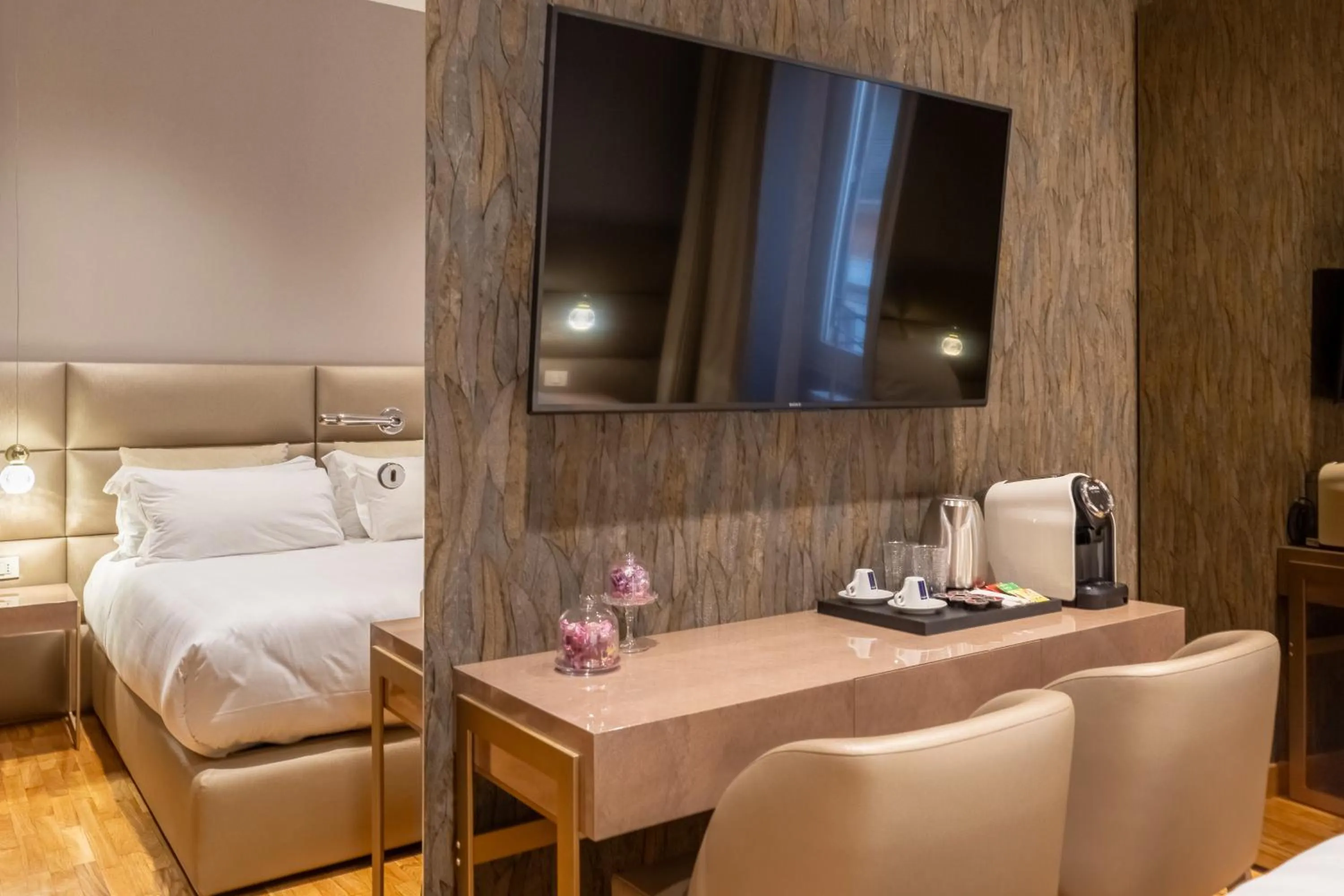 TV and multimedia, Bed in Residenza Pierret