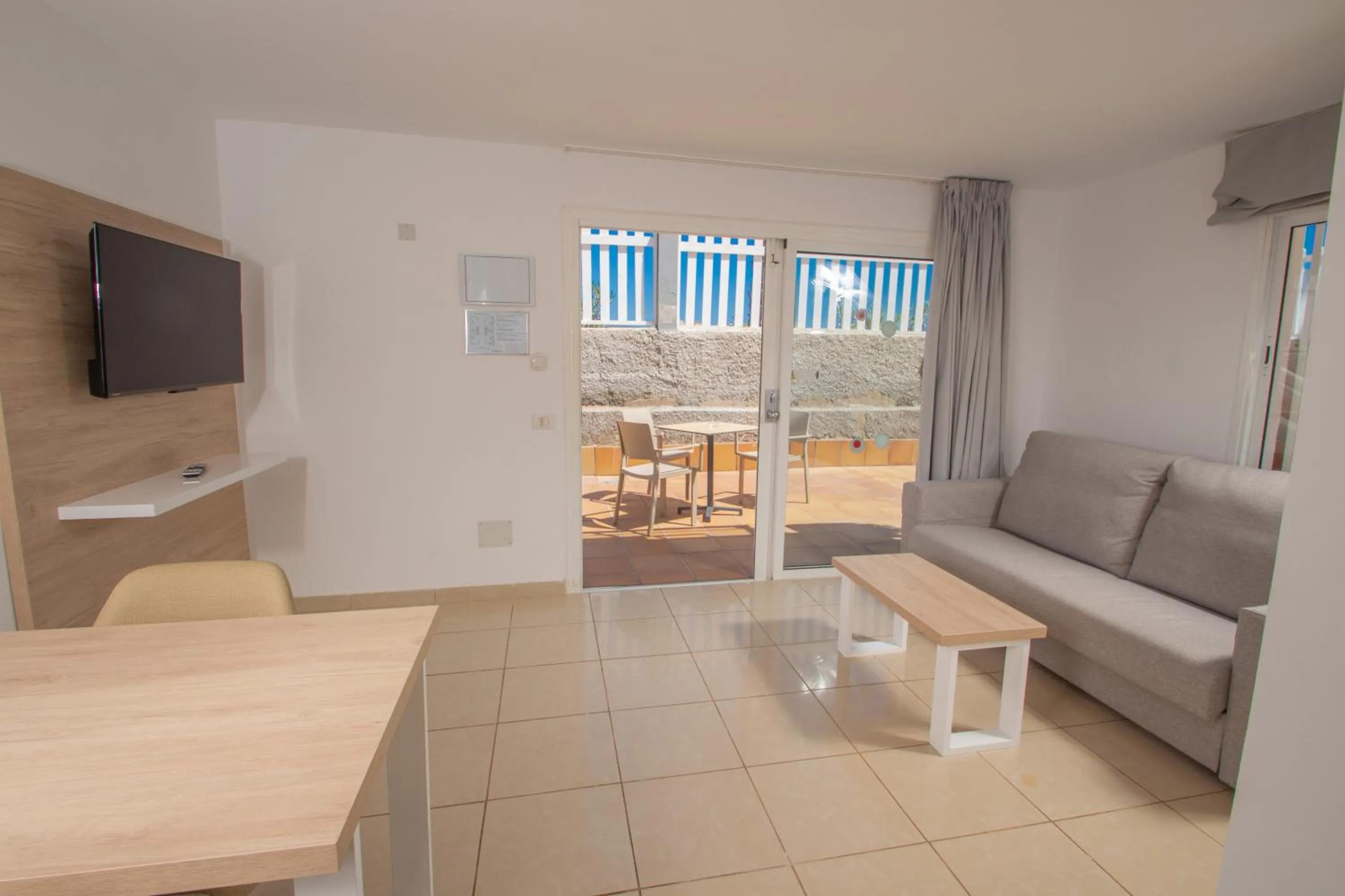 Garden view in Apartamentos Cocoteros