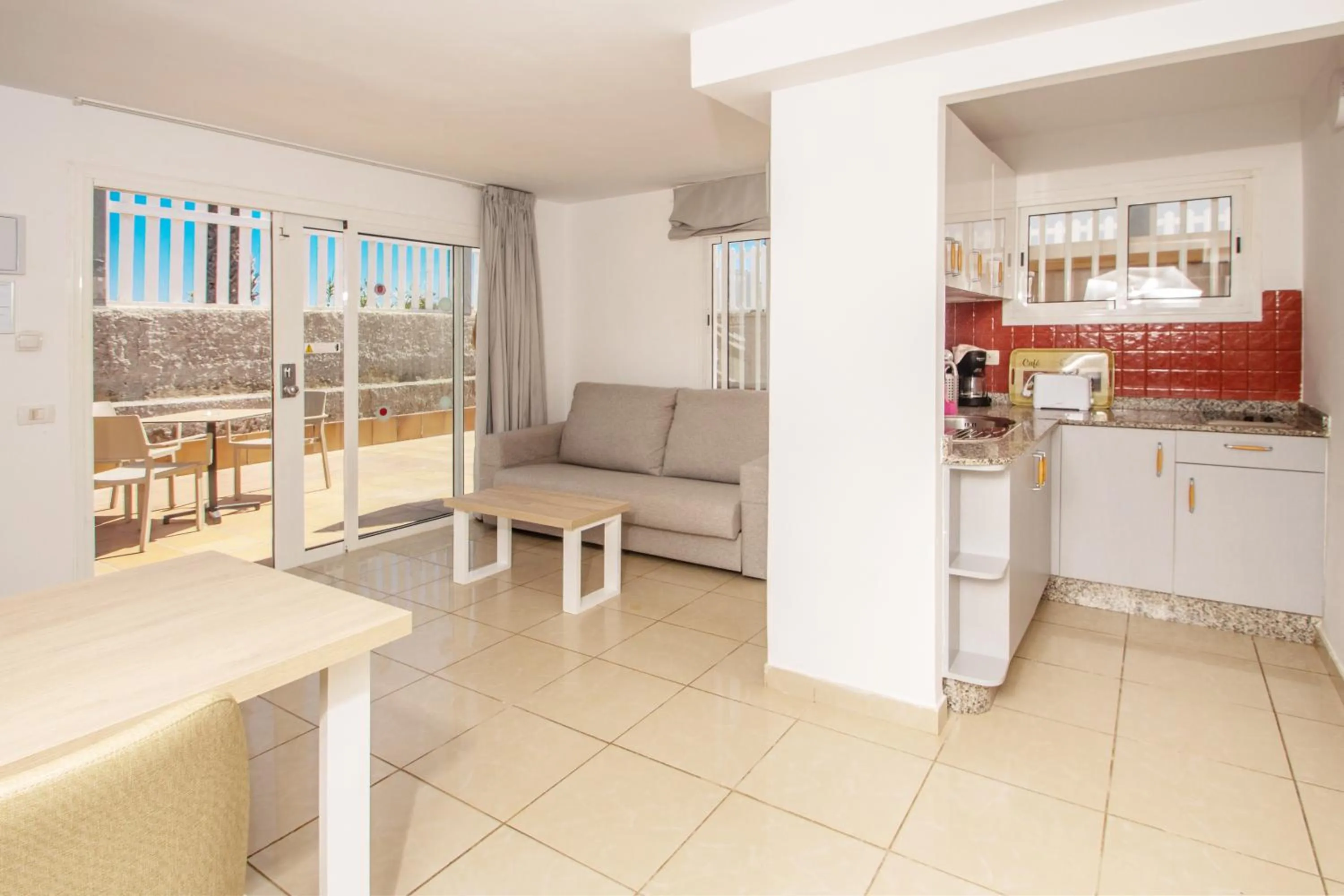 Apartamentos Cocoteros