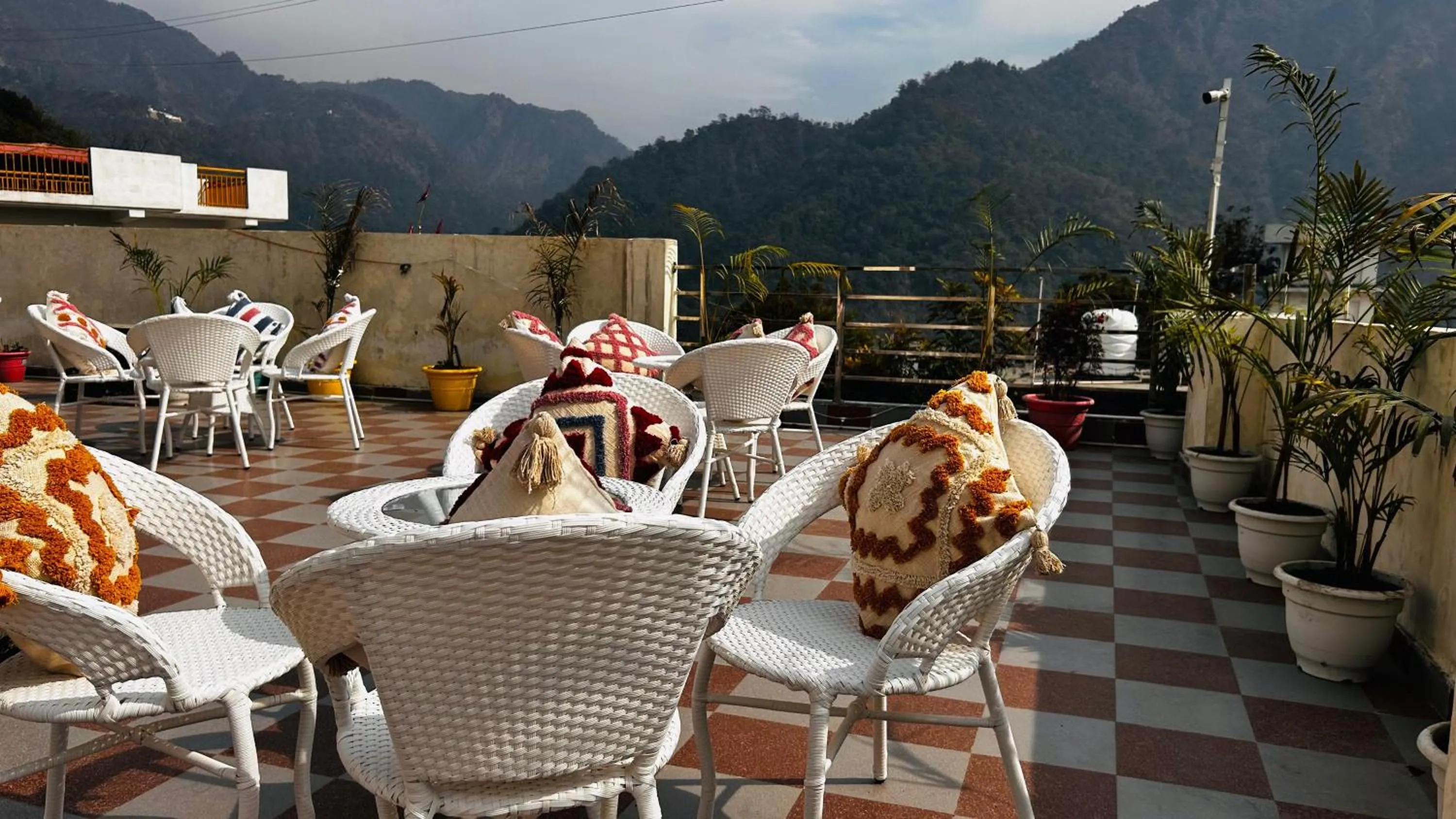Perfectstayz Value Hills near Laxman Jhula