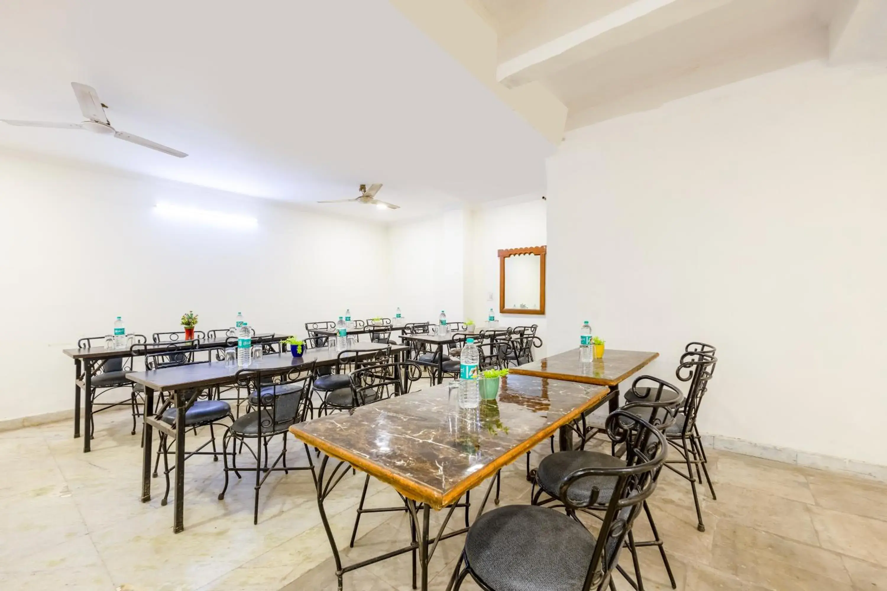 Restaurant/places to eat in Hotel South Indian Restaurant/places to eat in Hotel South Indian