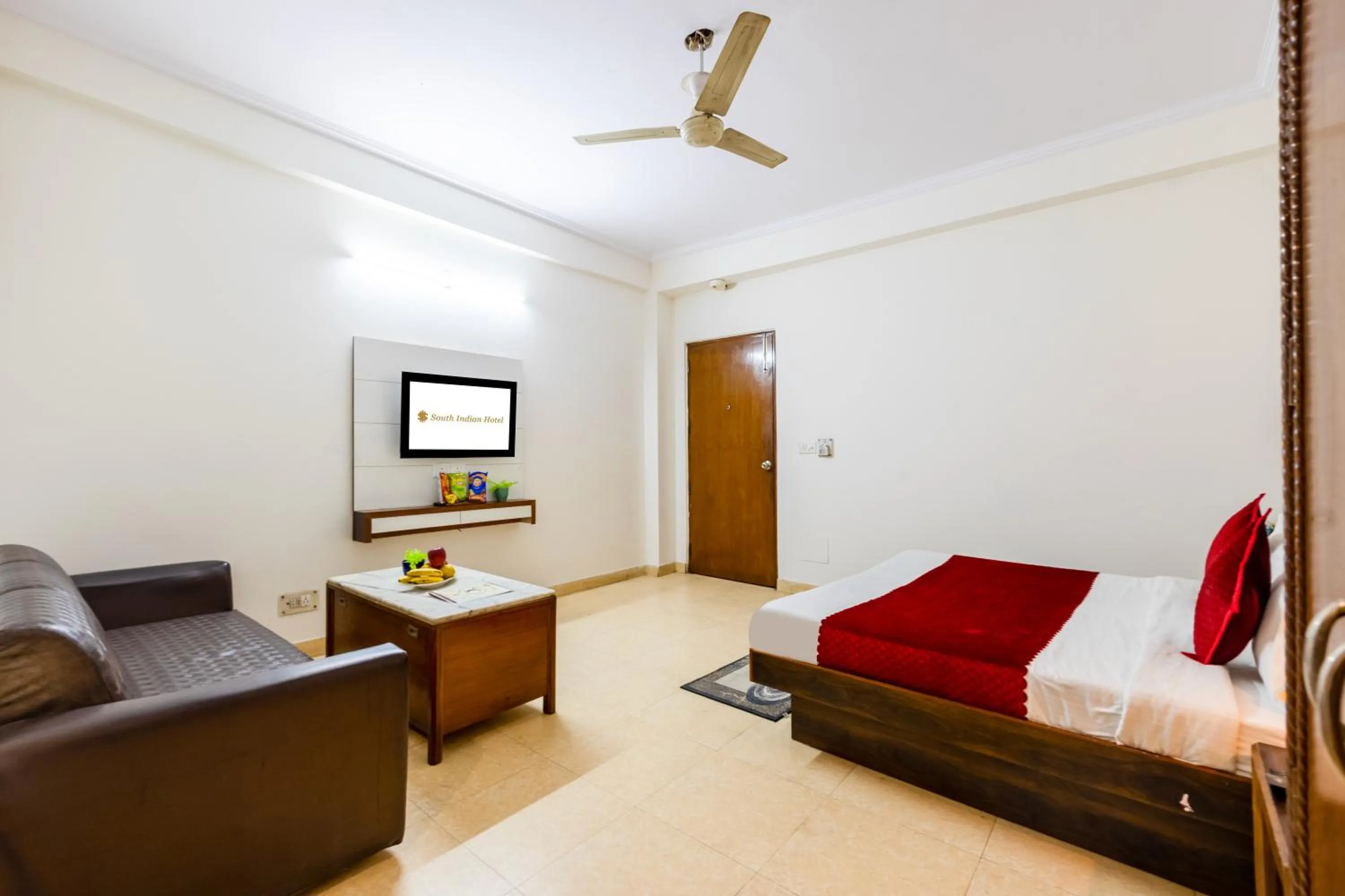 Bed in Hotel South Indian