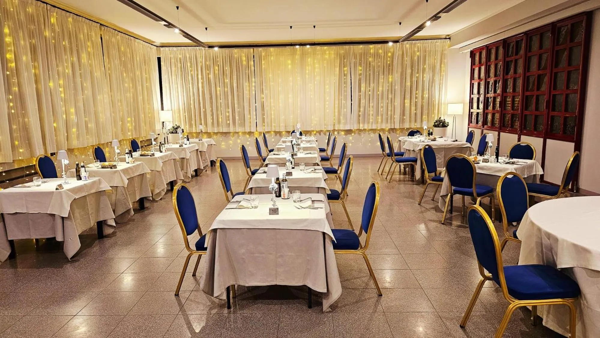 Restaurant/places to eat in HOTEL AI TIGLI