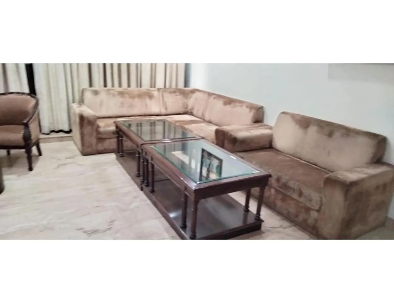 Living room in Hotel Blue Sapphire, Agra