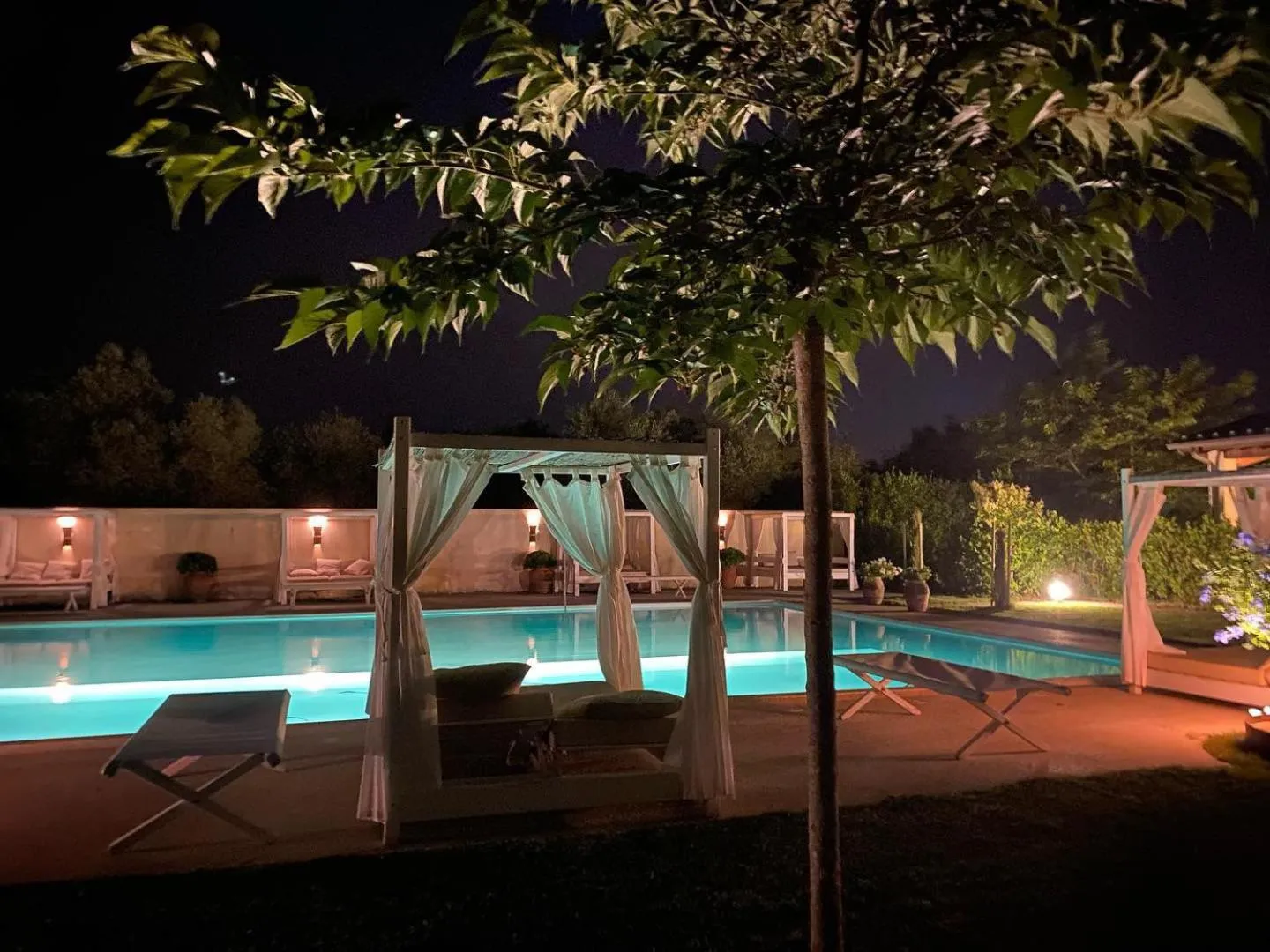 Swimming pool in Relais Le Fornacelle