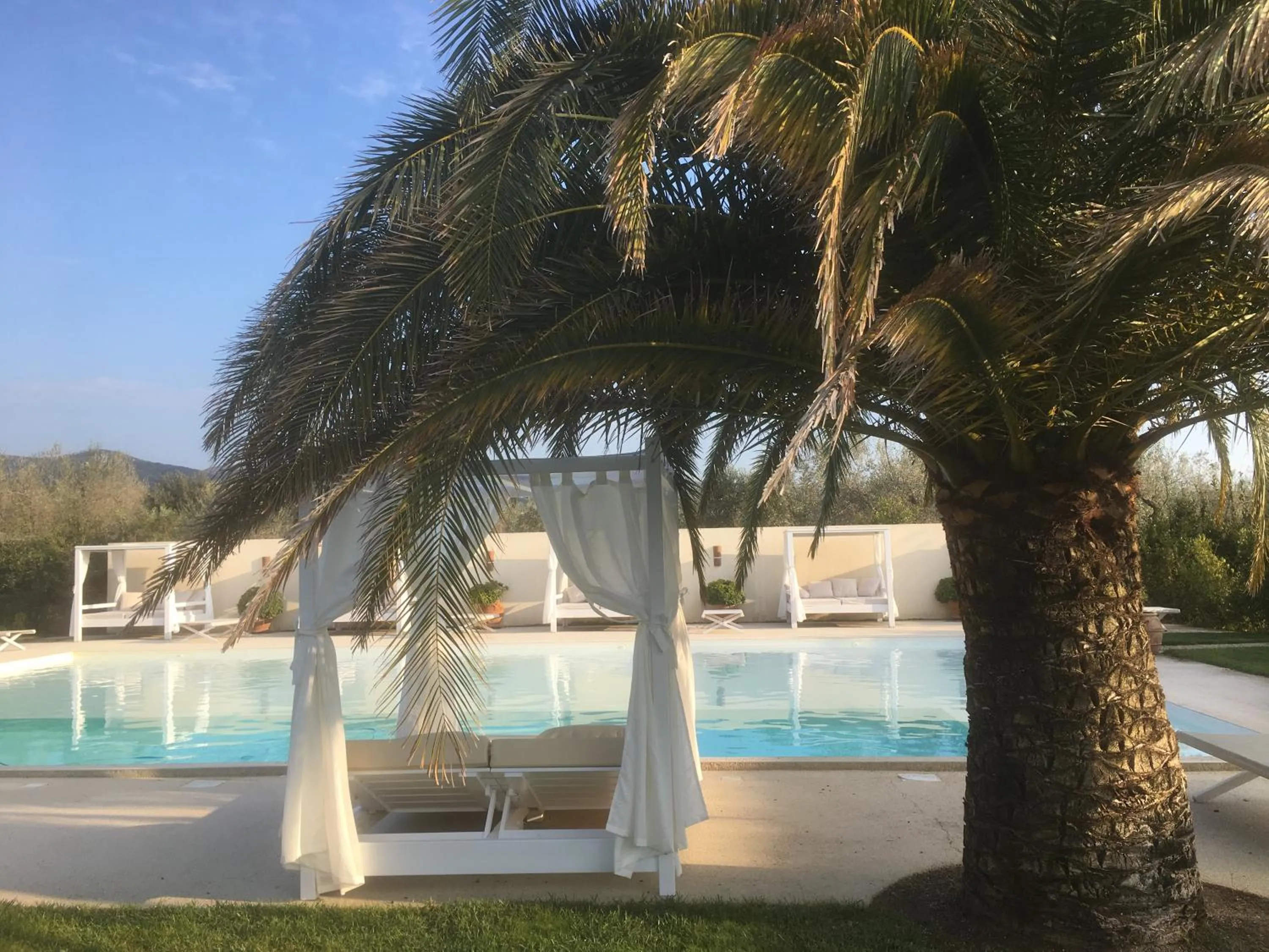 Pool view in Relais Le Fornacelle