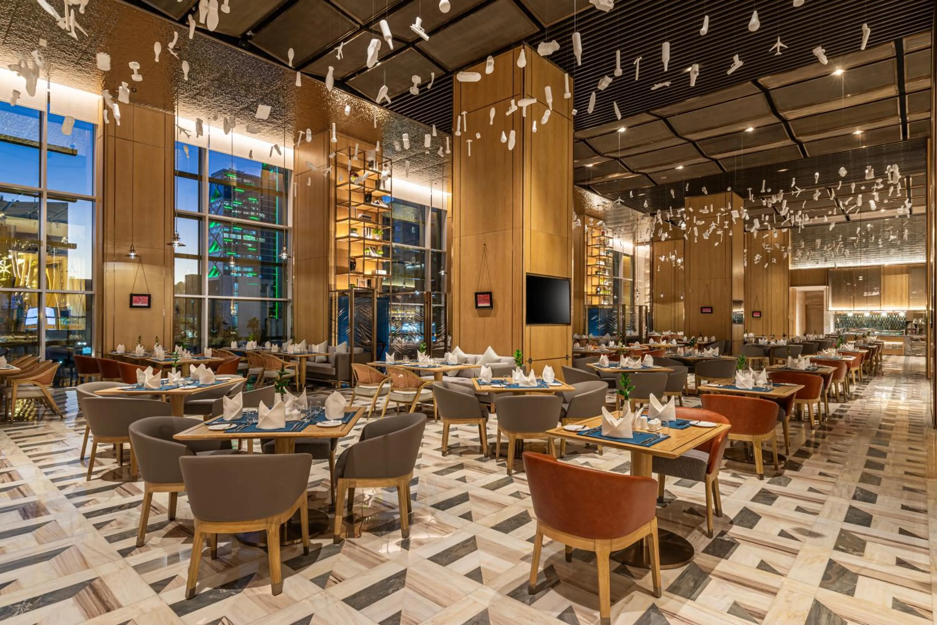 Restaurant/places to eat in Narcissus The Royal Hotel