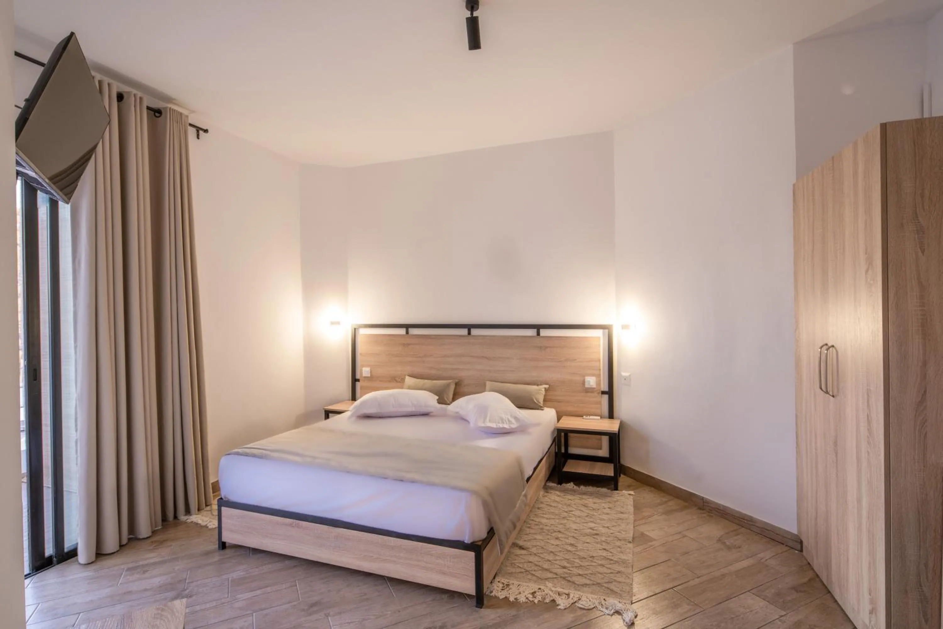 Bedroom, Bed in Acquaviva village