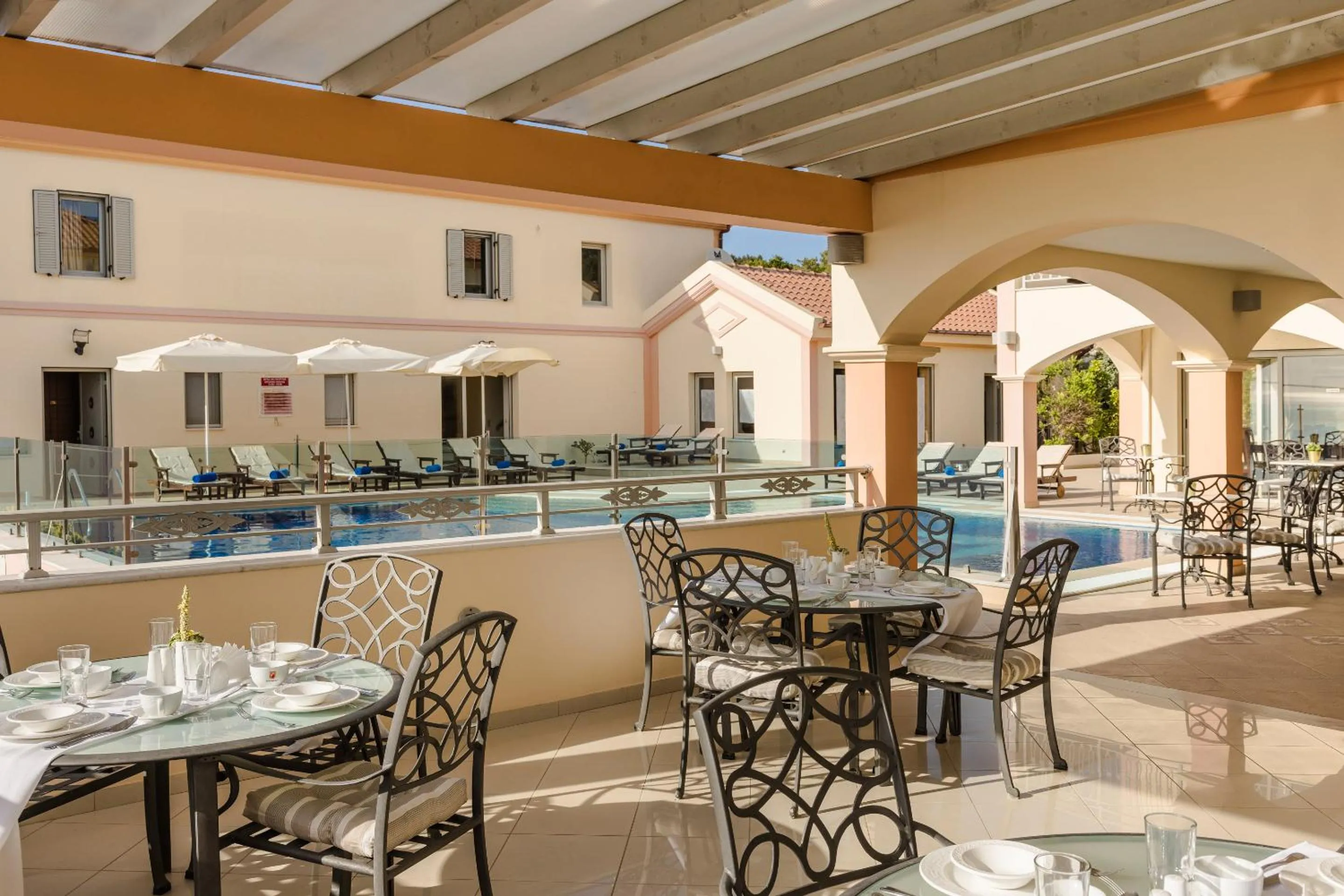 Patio in Belle View Hotel - Sea View & Sunset