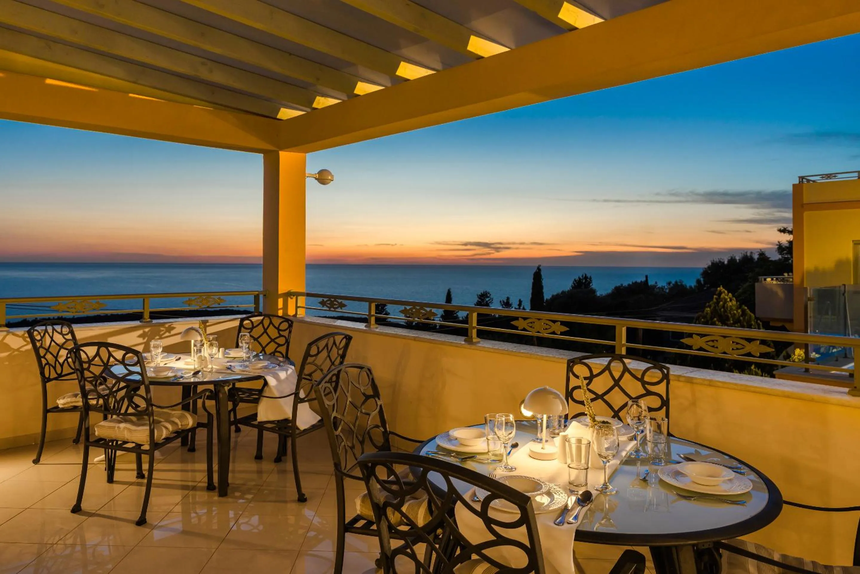 Belle View Hotel - Sea View & Sunset