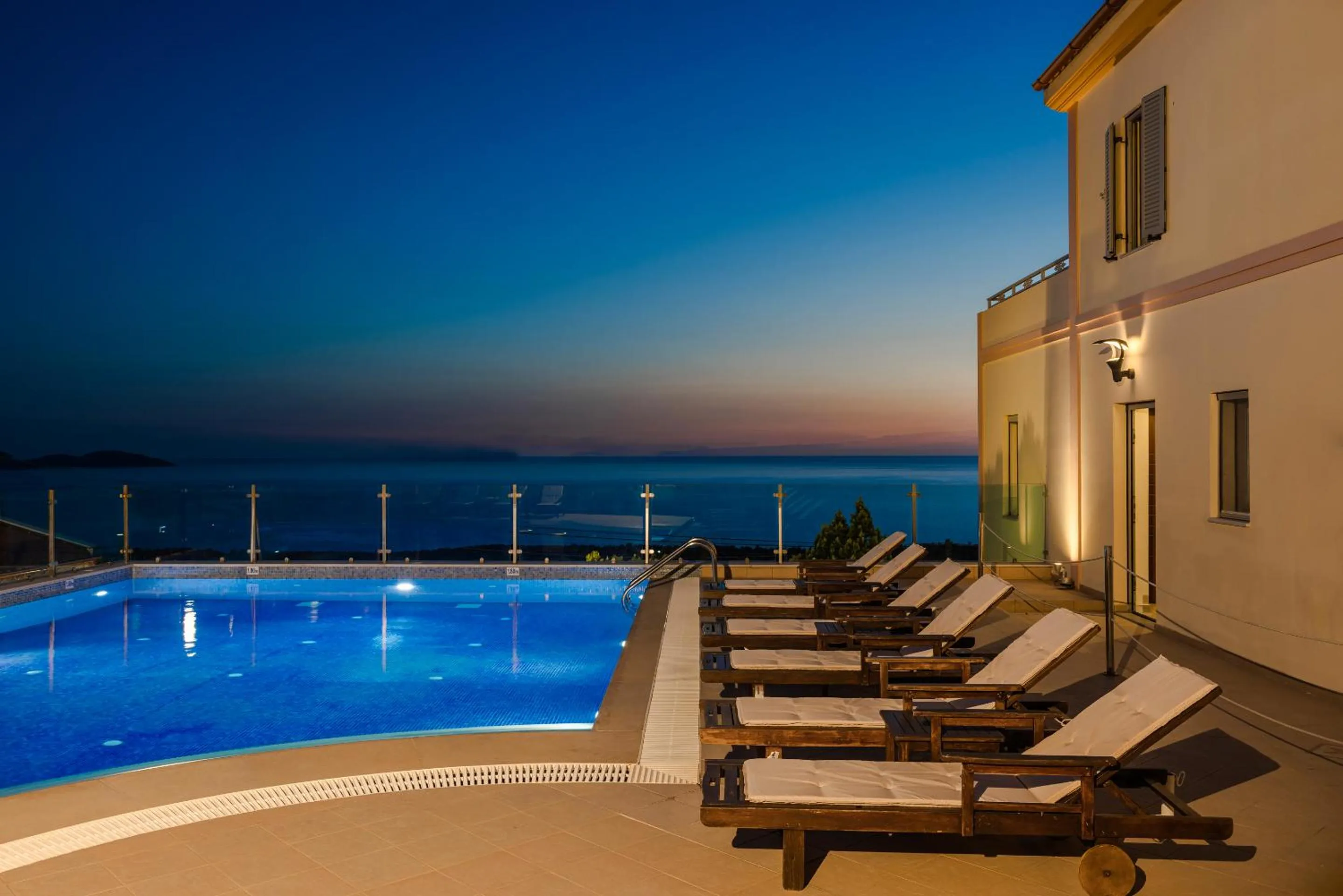 Belle View Hotel - Sea View & Sunset