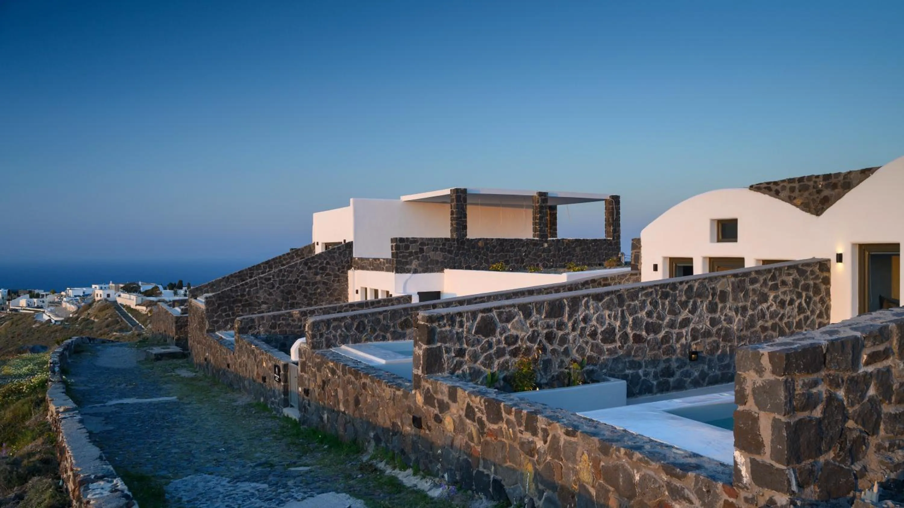 Property building in Arany Terra