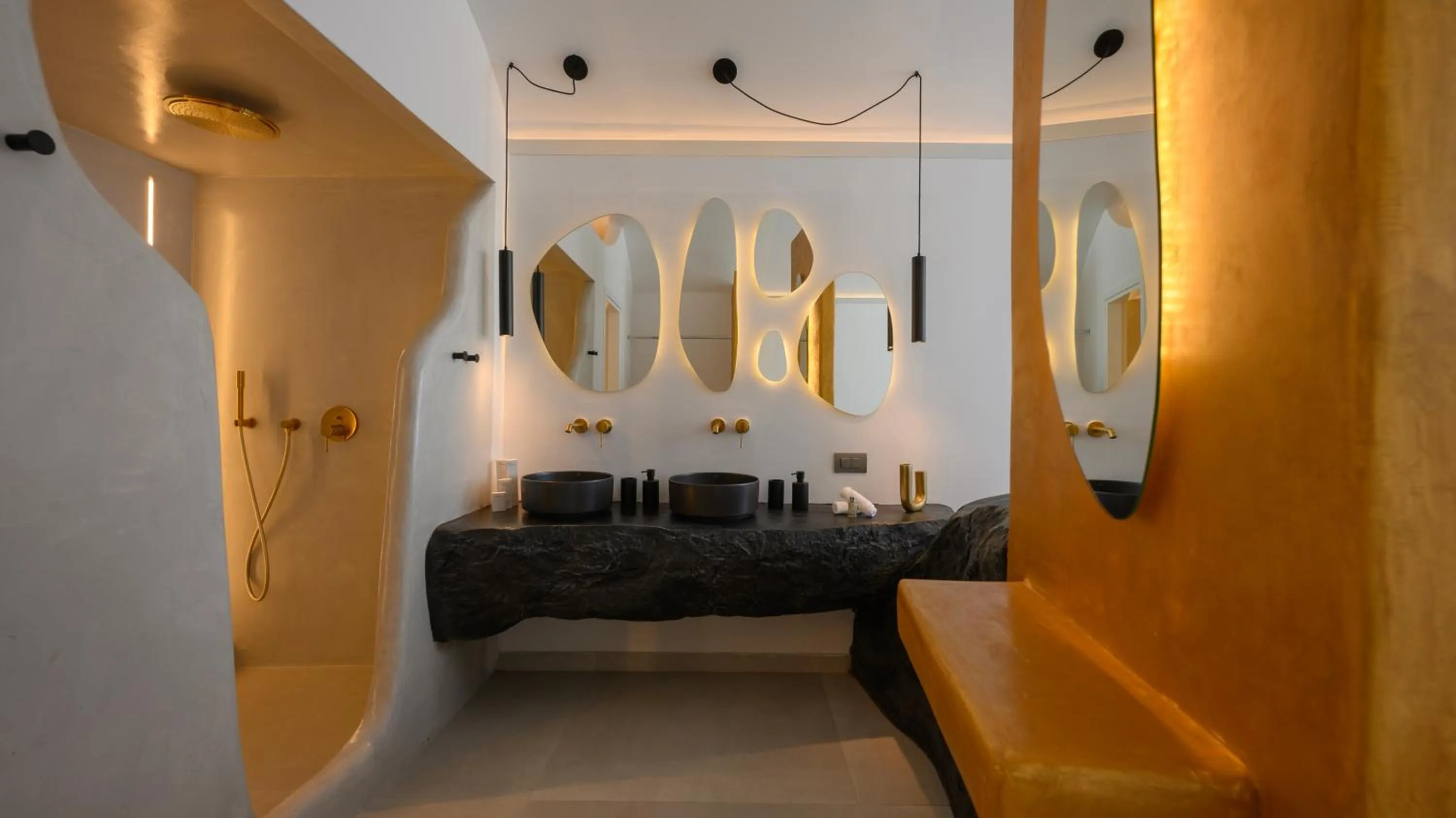 Bathroom in Arany Terra