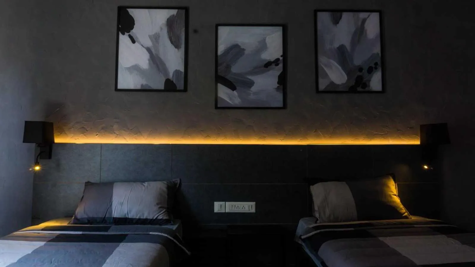 Bedroom, Bed in Collection O Local Square | Whitefield