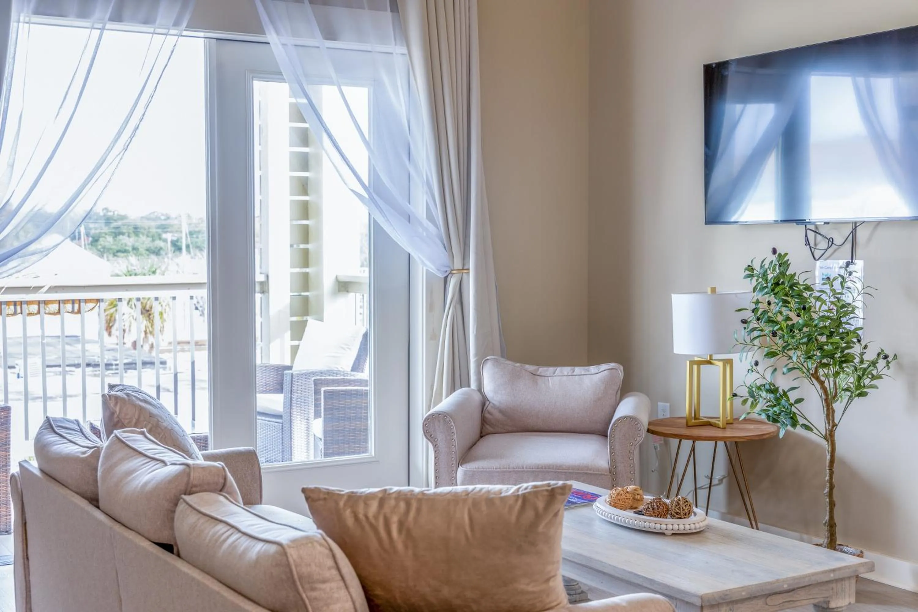 Hotel Whiskey in Pascagoula