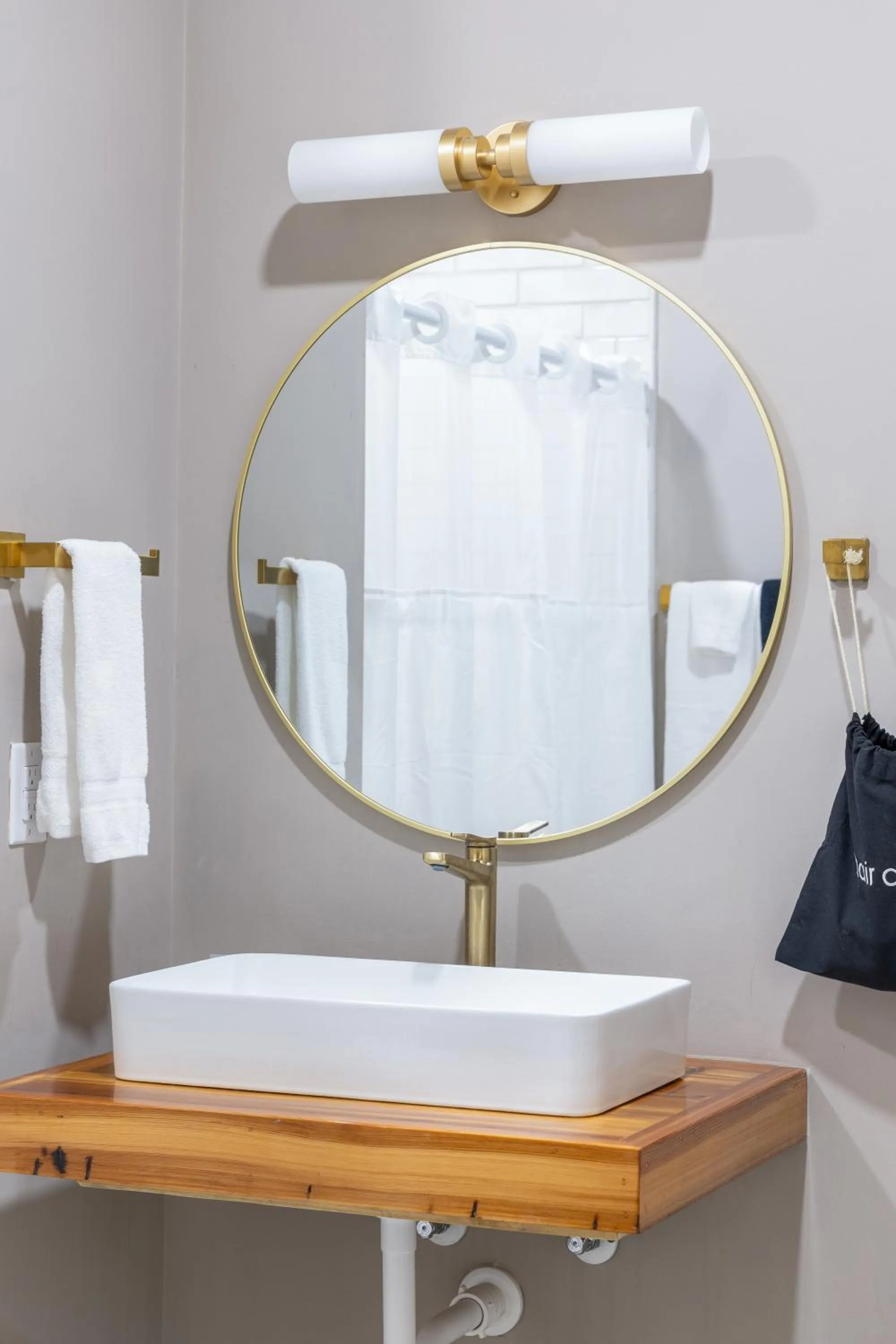 Hotel Whiskey in Pascagoula