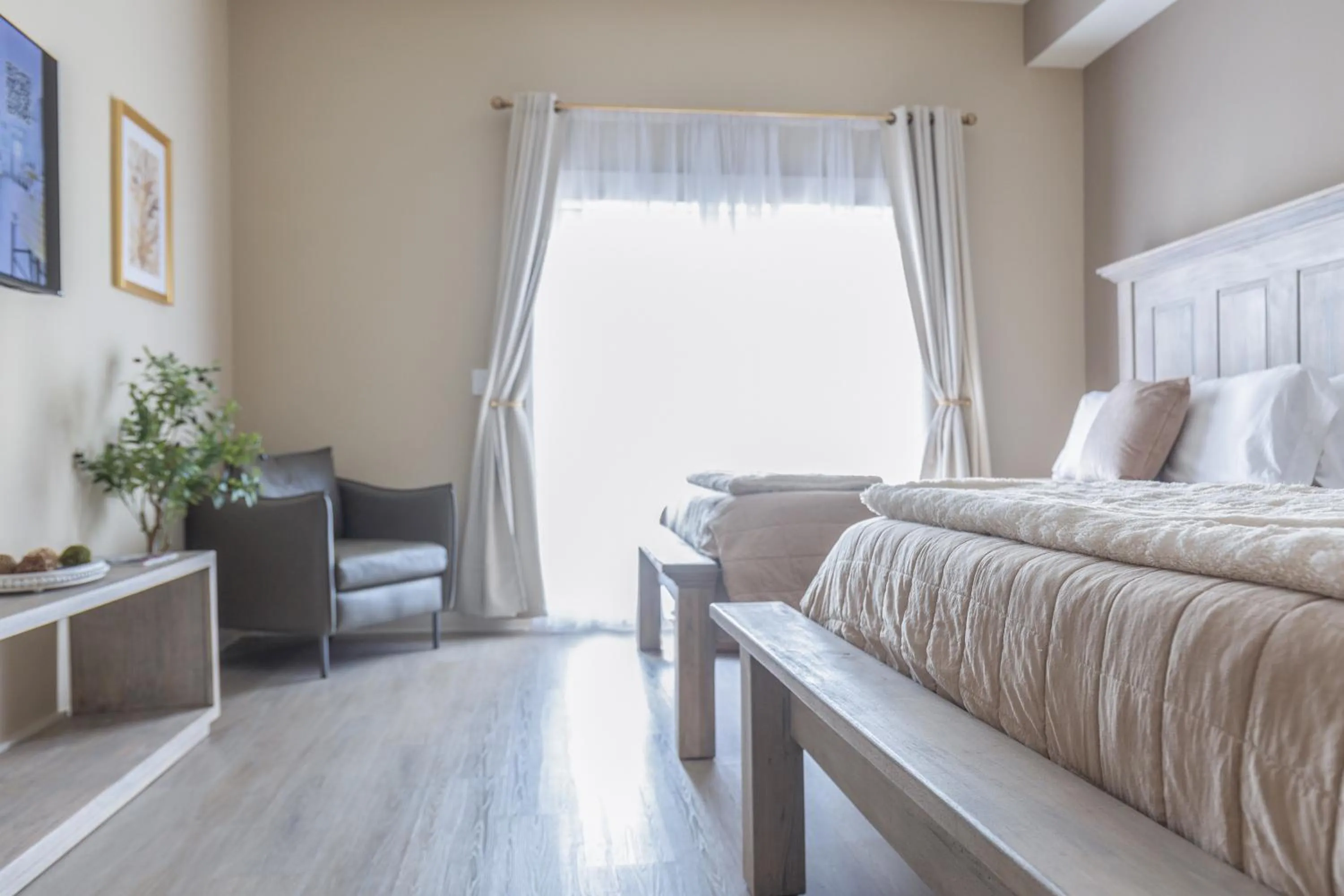 Bed in Hotel Whiskey in Pascagoula