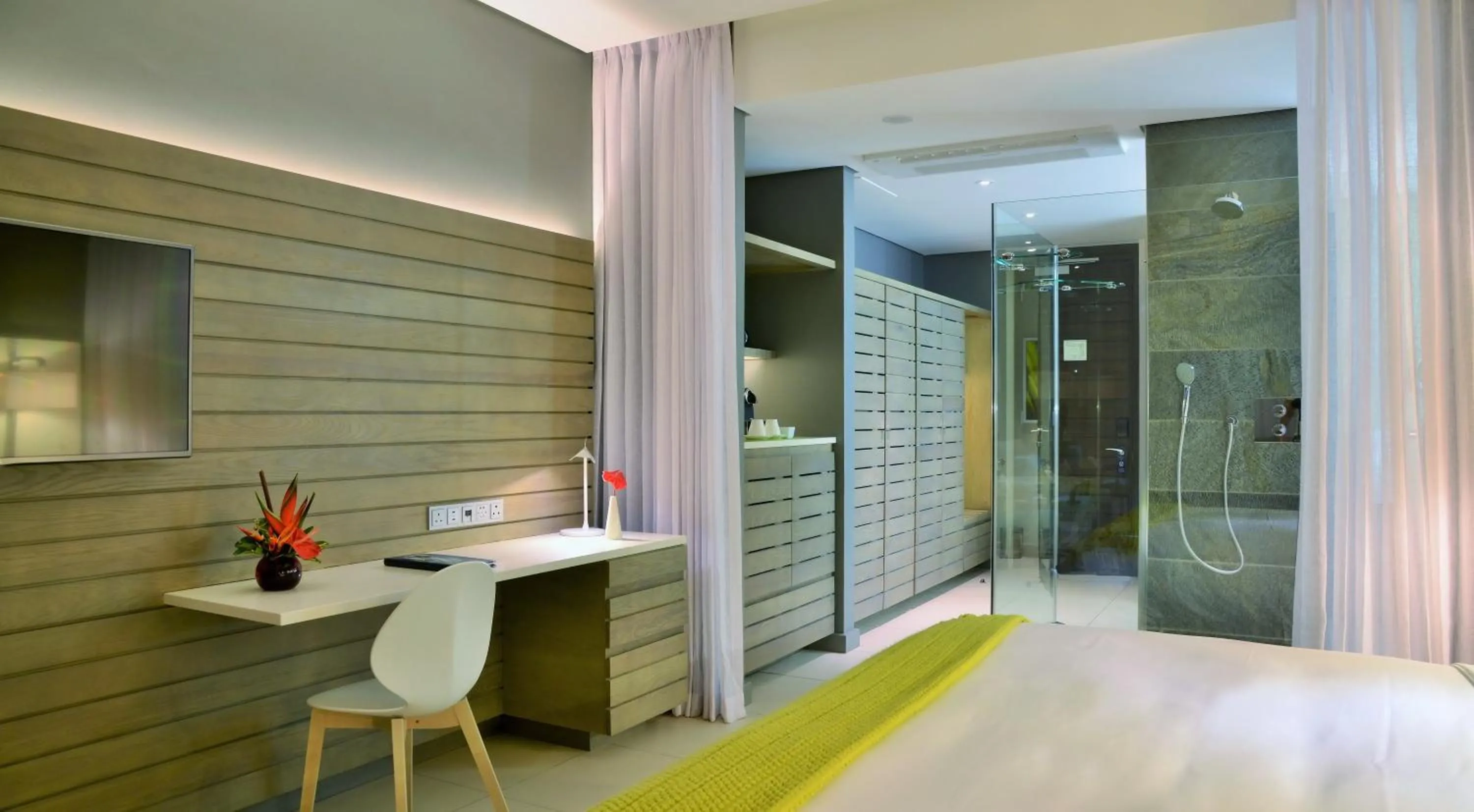 Bathroom in Eden Bleu Hotel