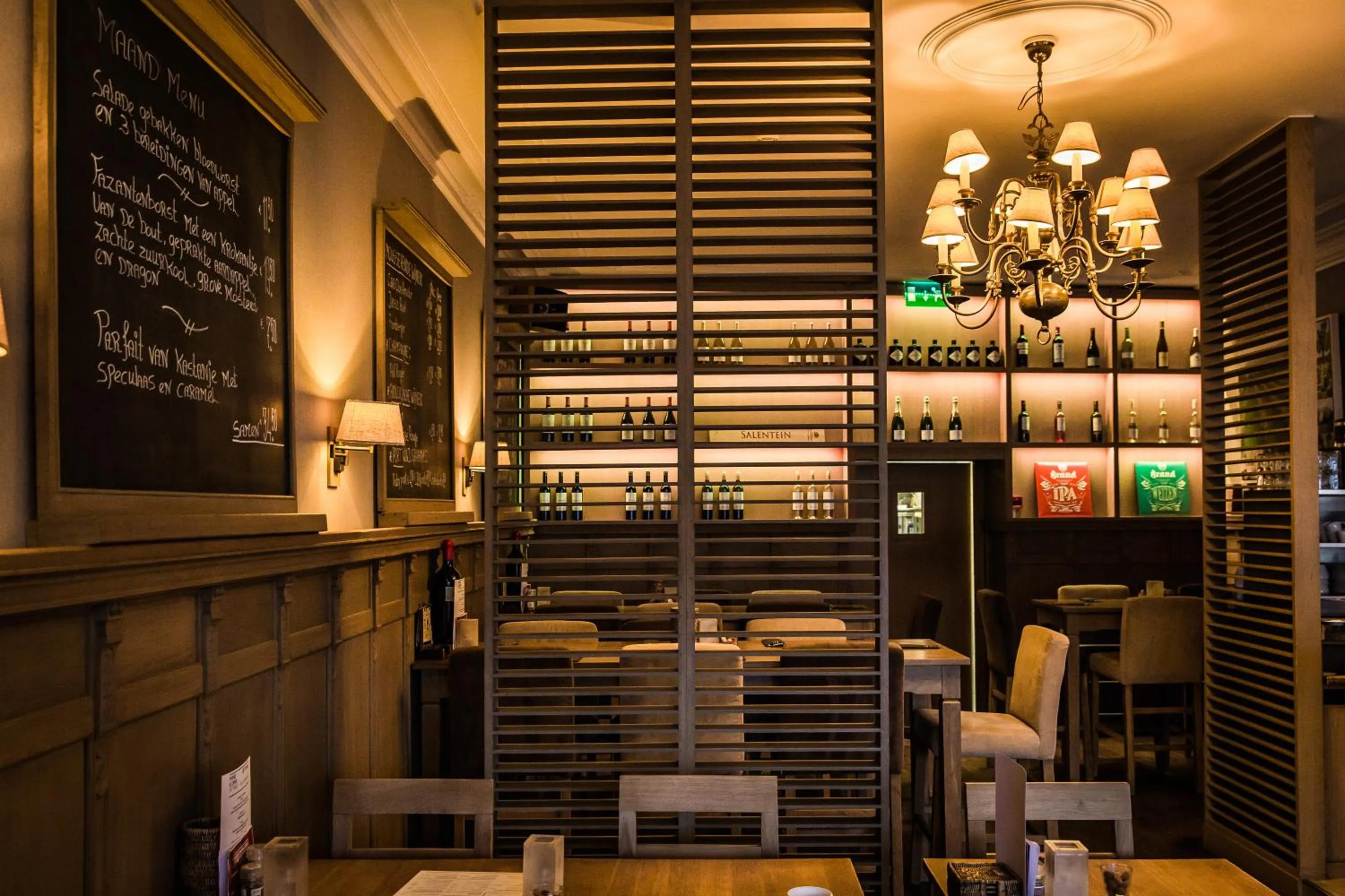 Restaurant/places to eat in Hotel De Limbourg