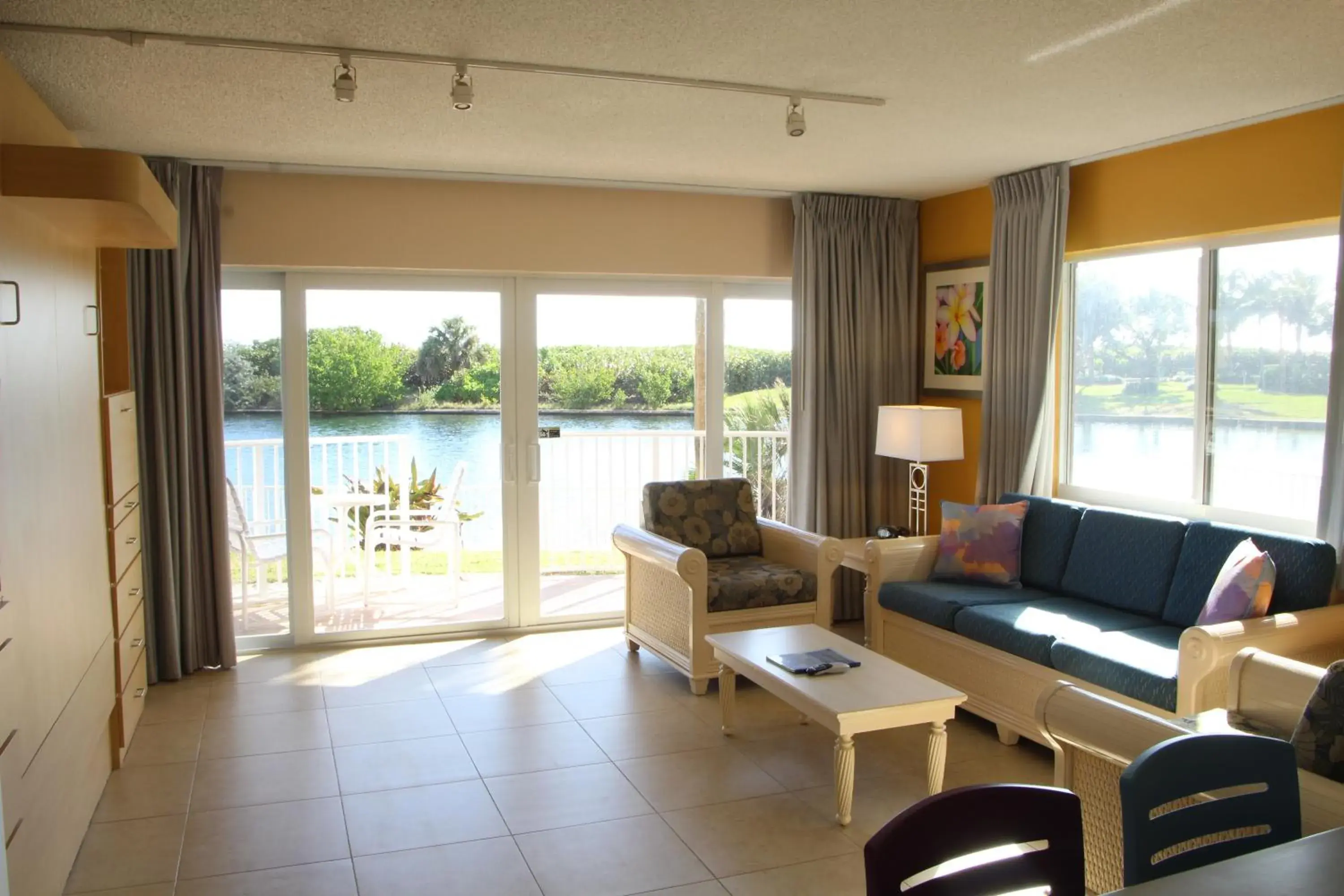 Canada House Pompano Beach Canada House Pompano Beach