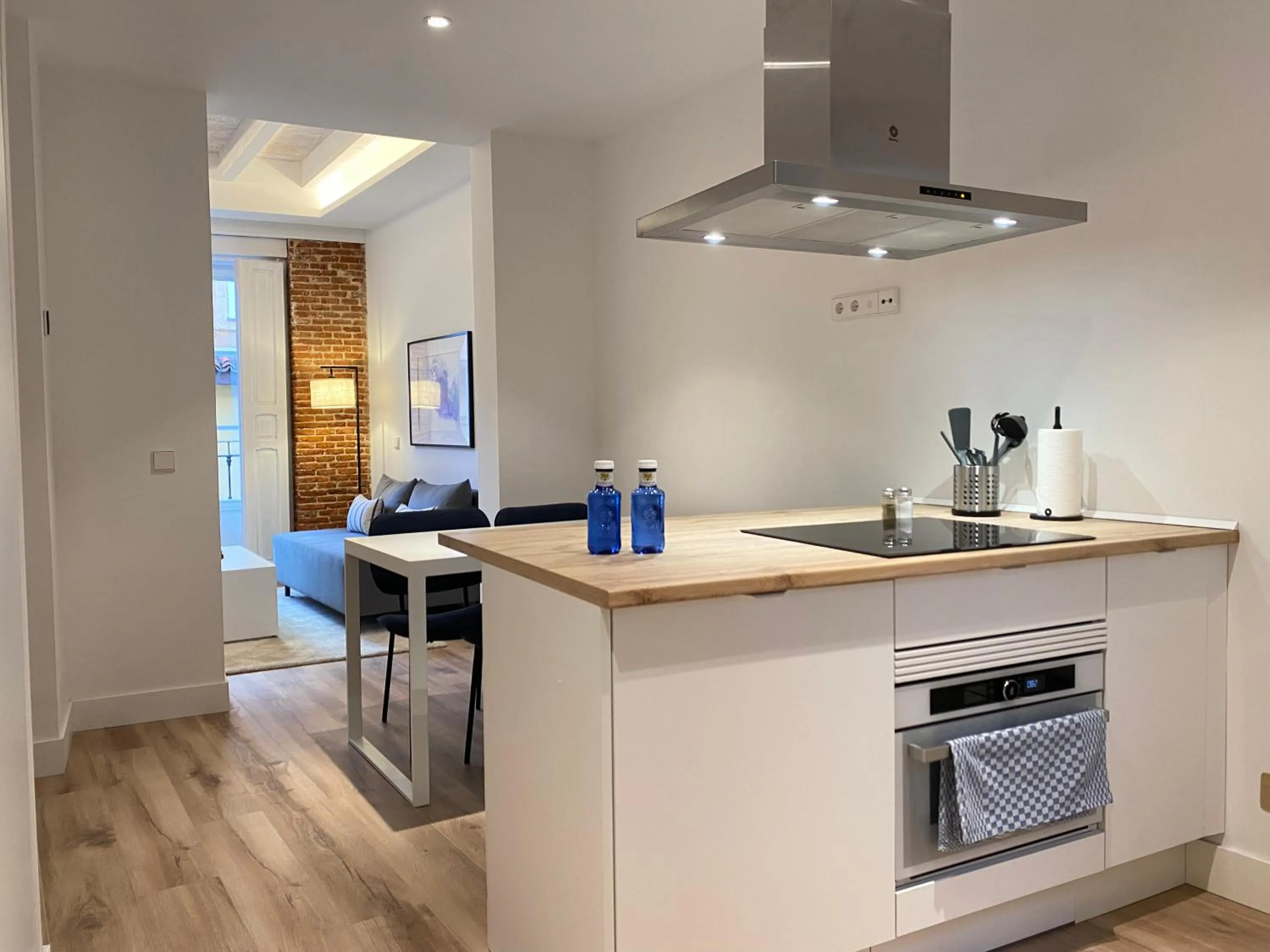 Kitchen or kitchenette in Fomento by Wynwood House