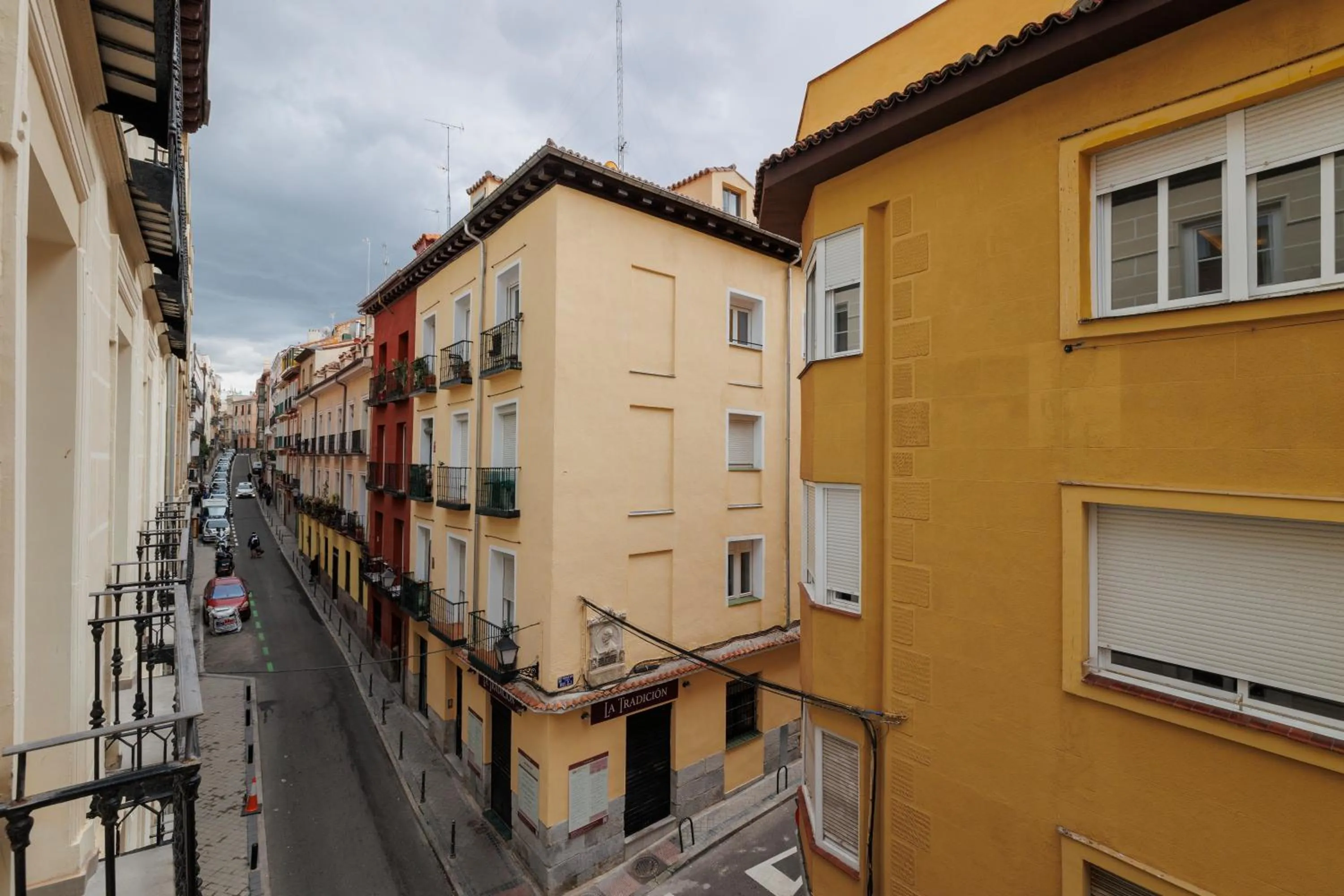 Property building in Fomento by Wynwood House