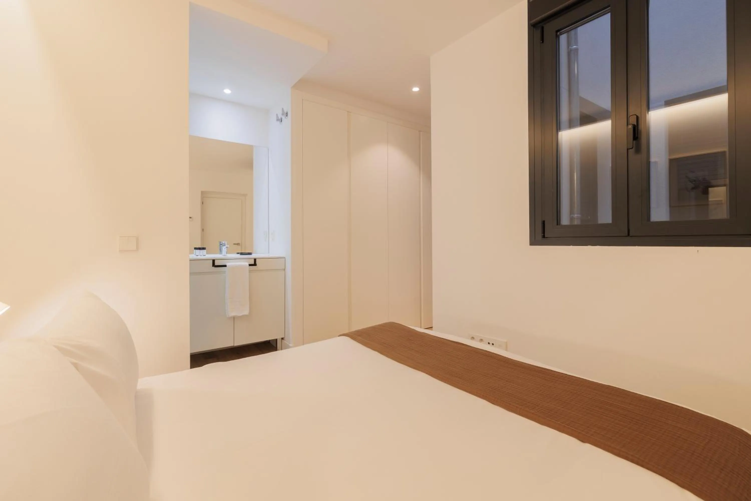 Bedroom, Bed in Fomento by Wynwood House