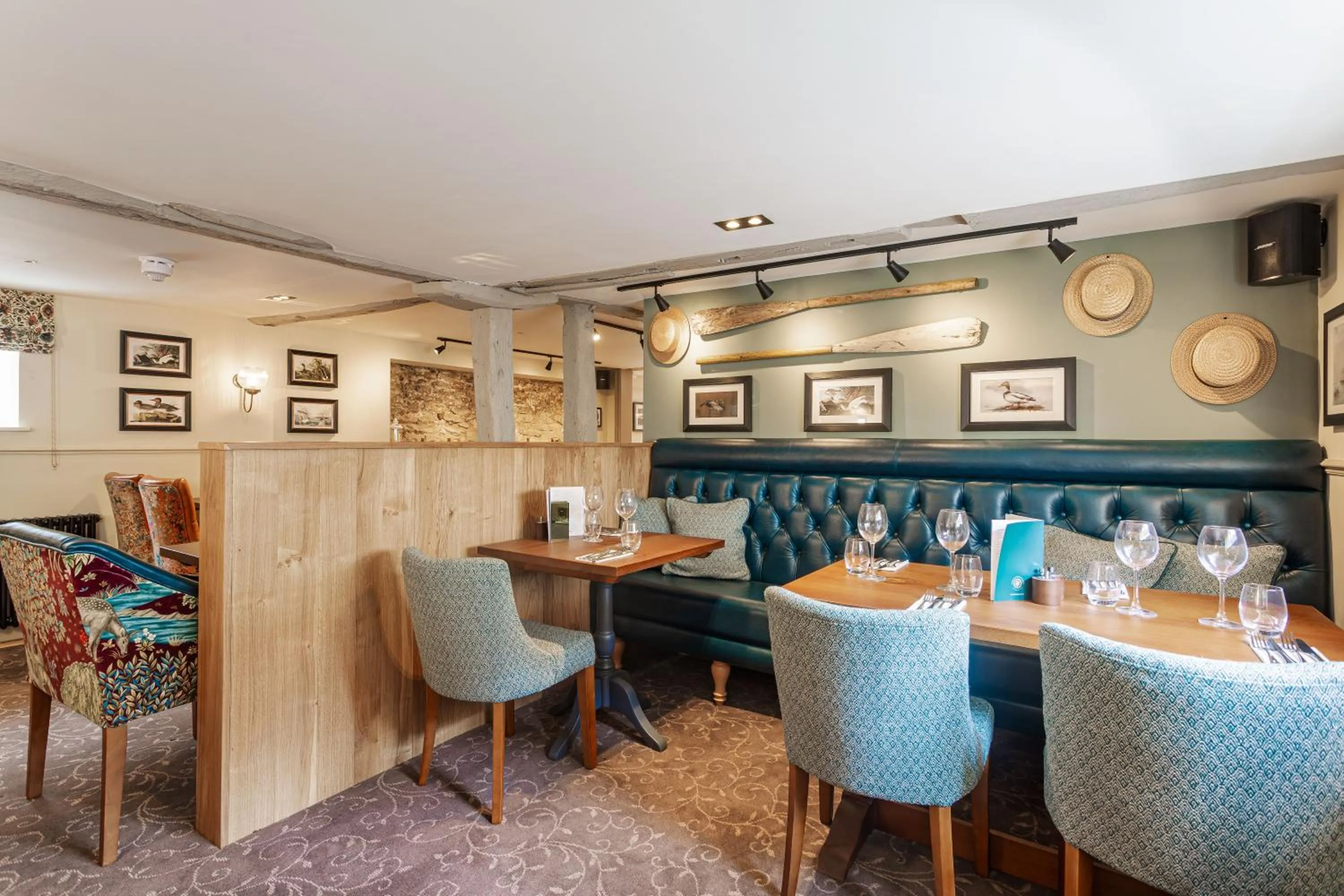 Restaurant/places to eat in The George Hotel, Dorchester-on-Thames, Oxfordshire - The Coaching Inn Group