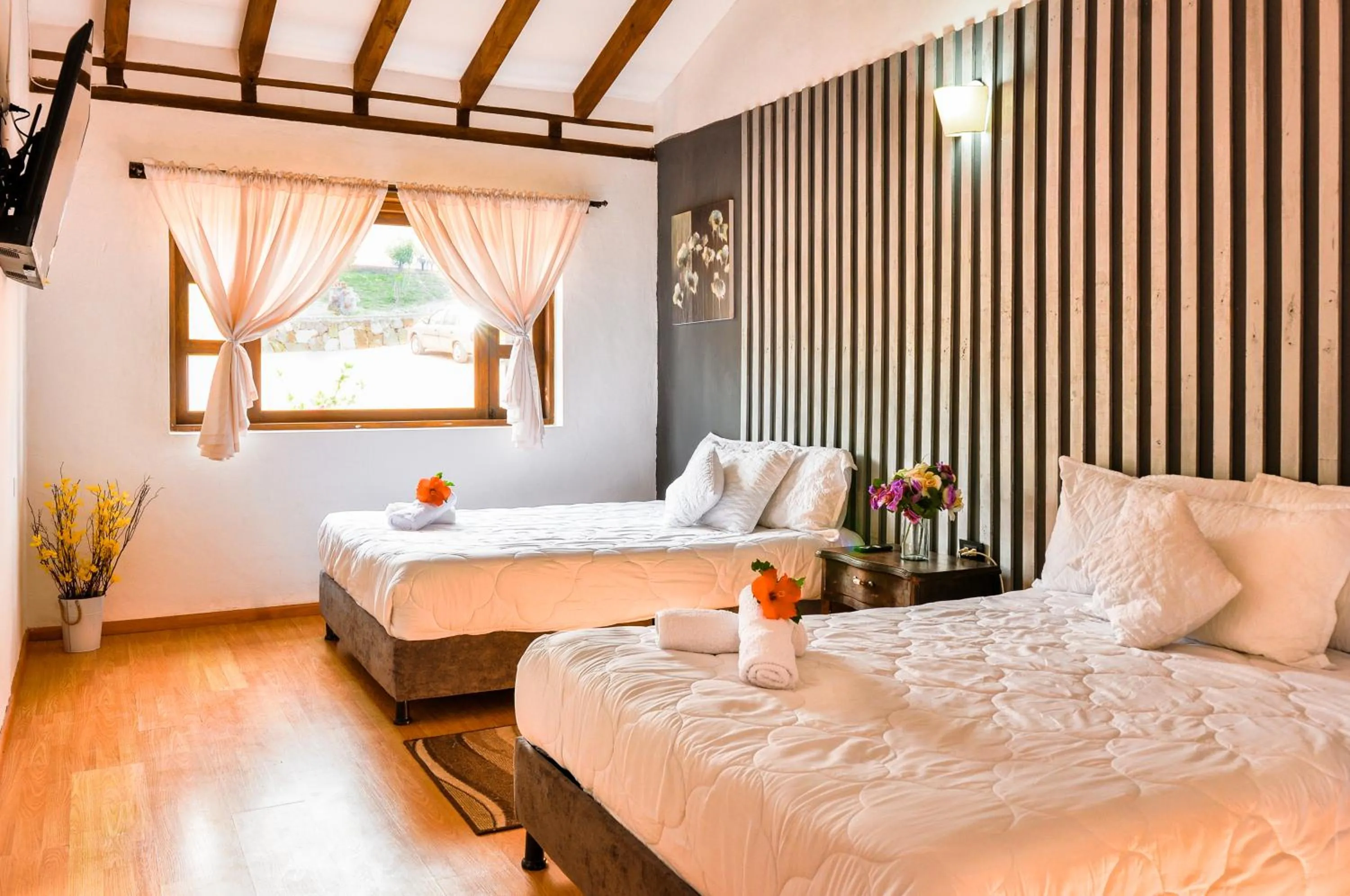 Photo of the whole room in Hotel el Mirador Villa de Leyva