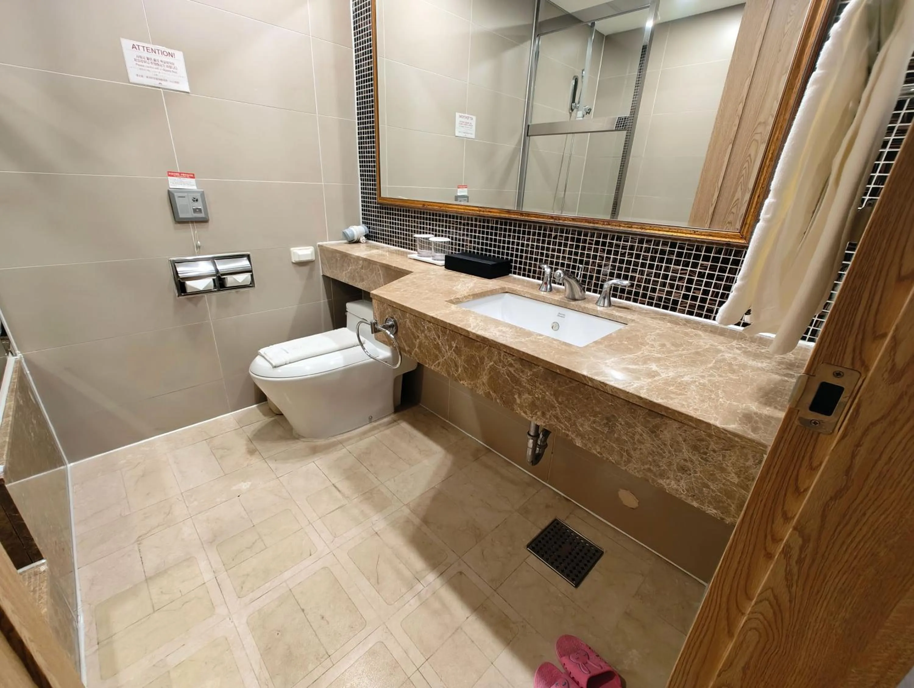 W Residence Hotel Centum City