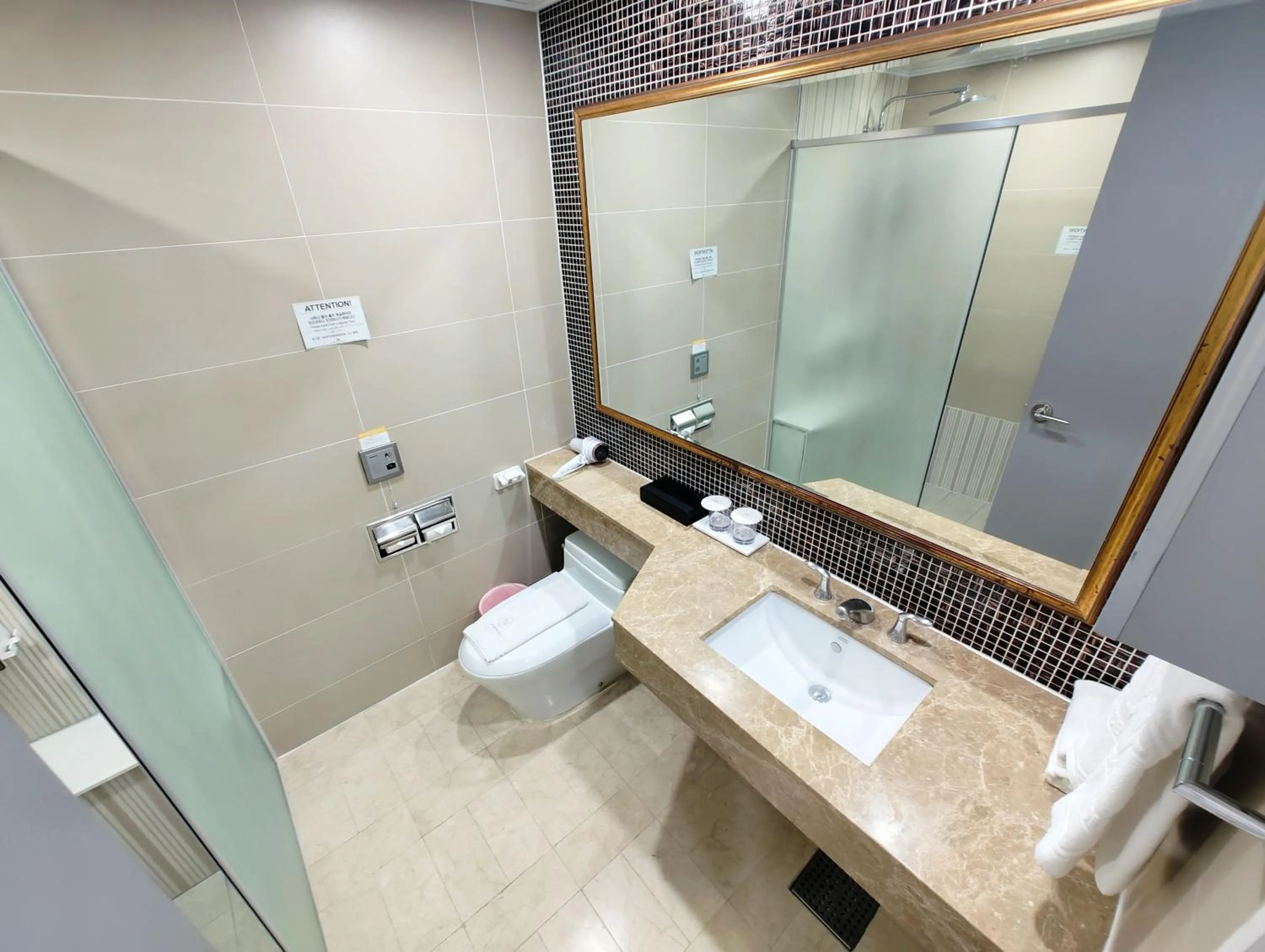 W Residence Hotel Centum City