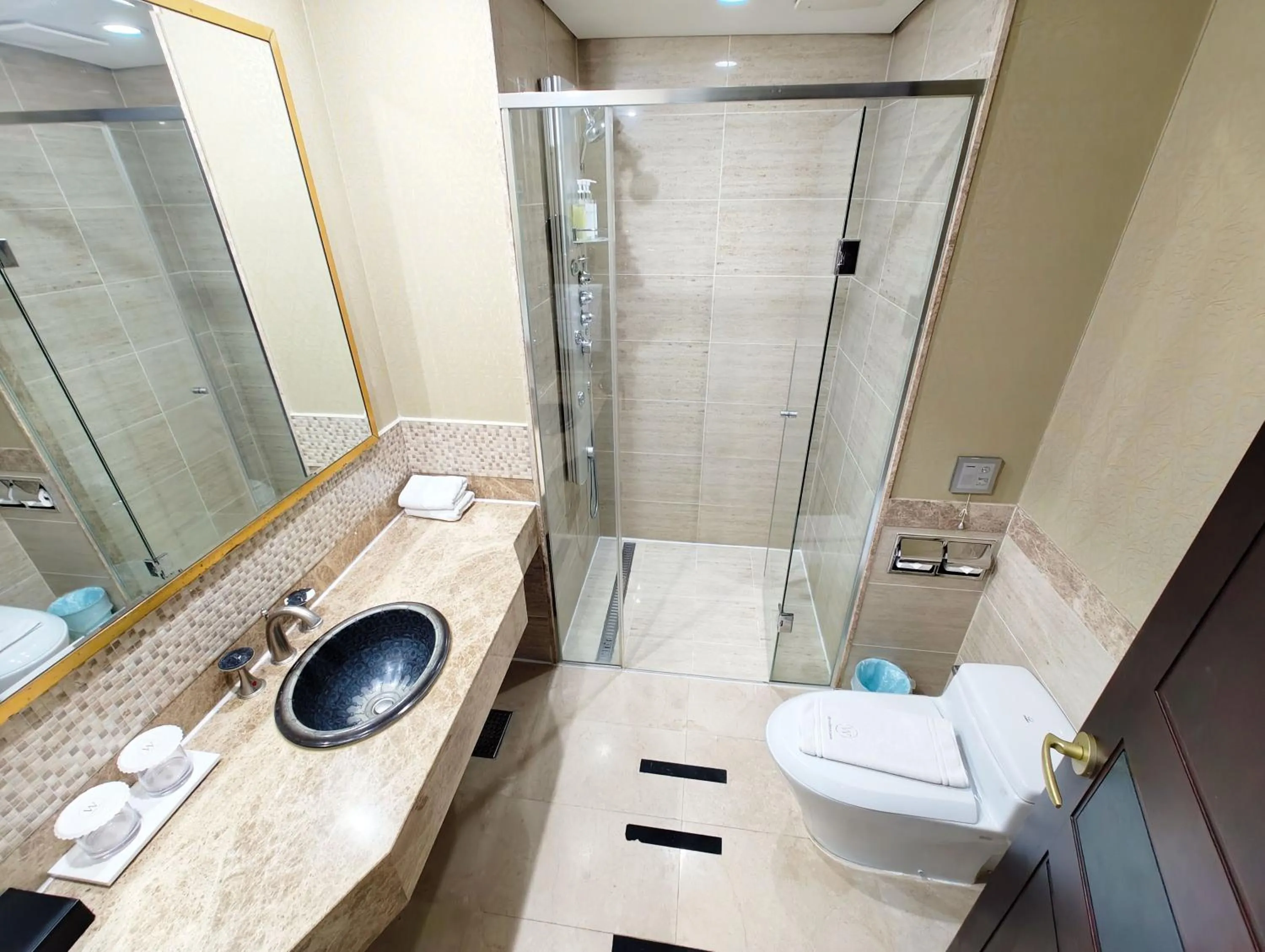 W Residence Hotel Centum City