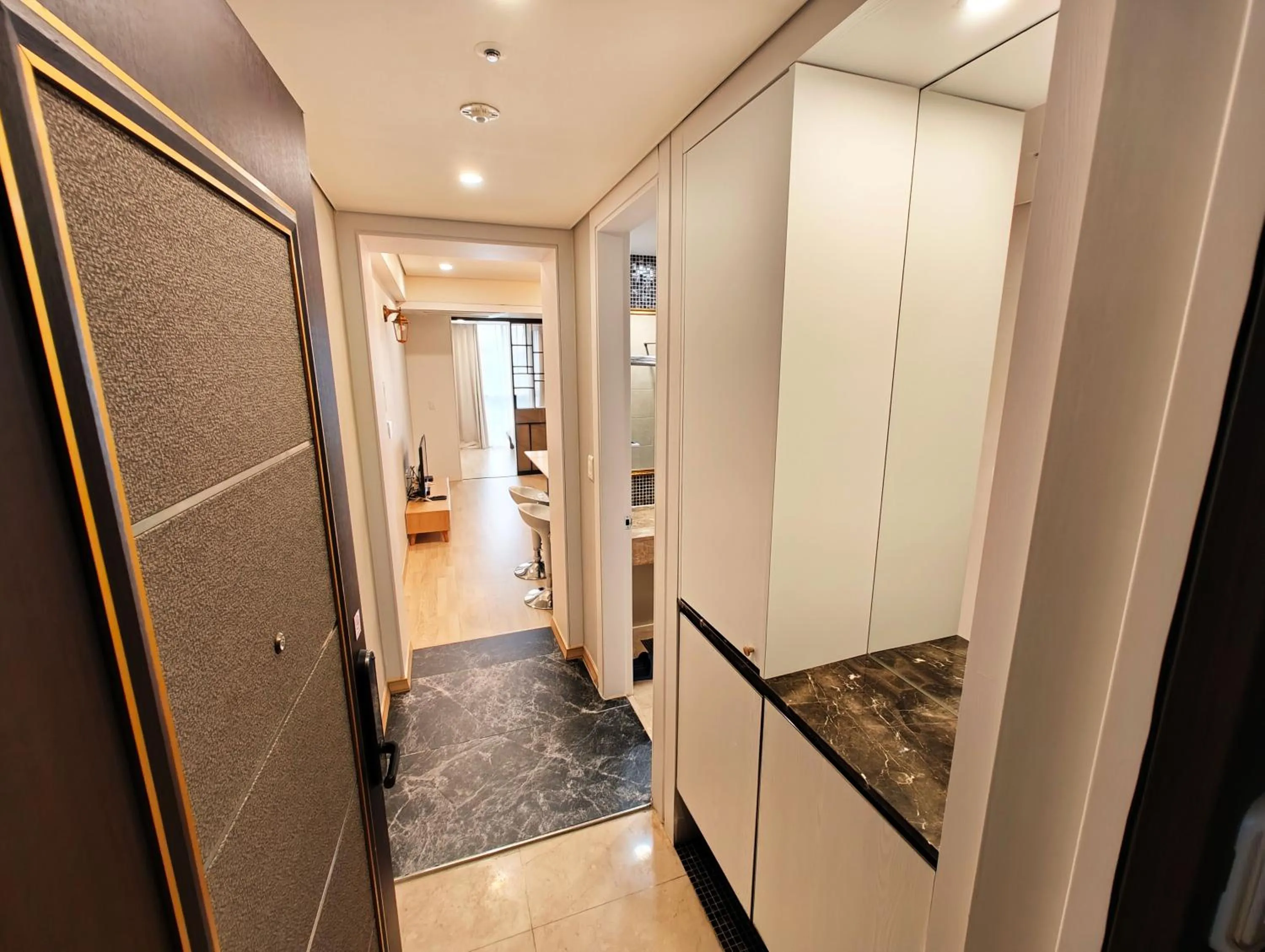 W Residence Hotel Centum City